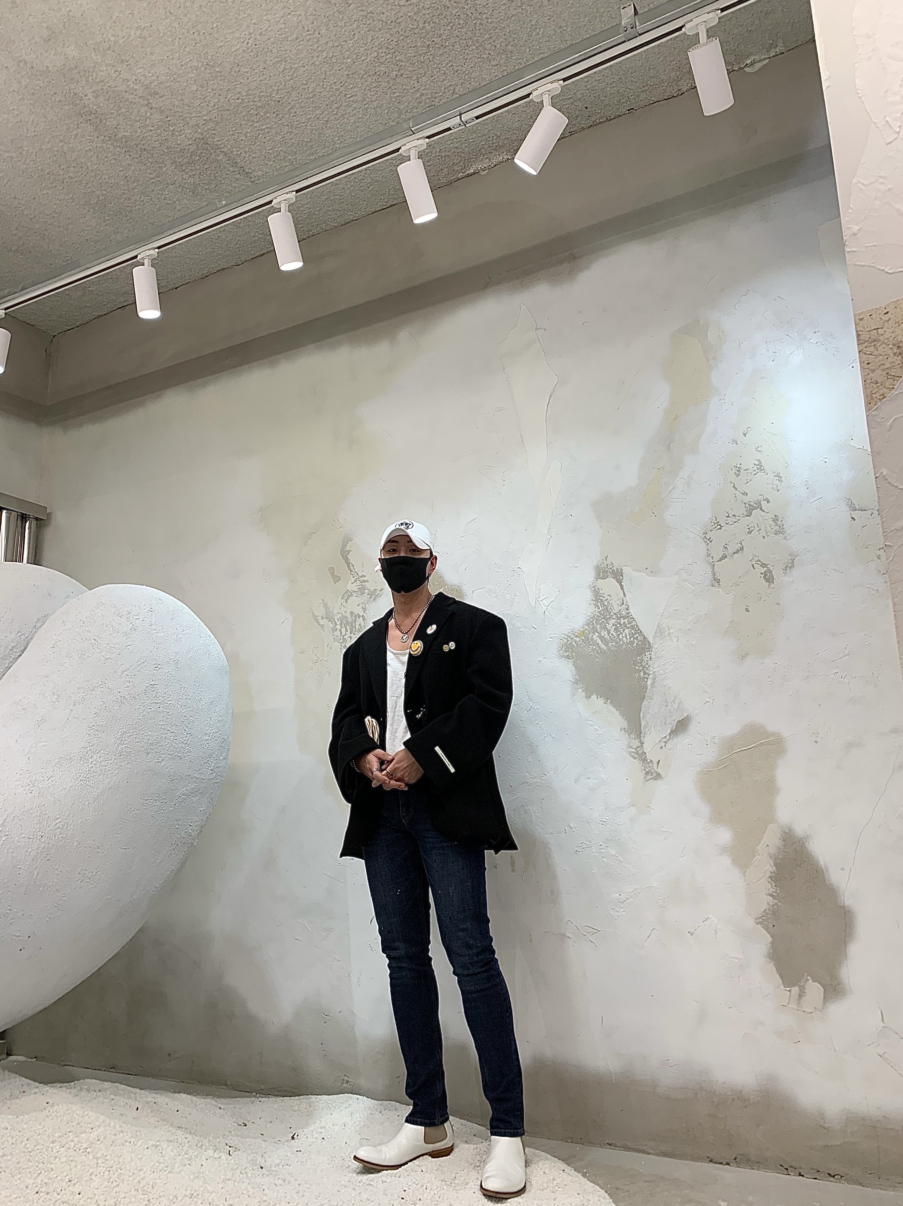 Insta 🕶woo_xxii님의 스타일