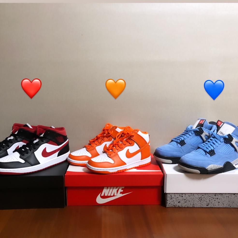 Jordan 1 Mid Gym Red Black White, Jordan 4 Retro University Blue 착용 스타일