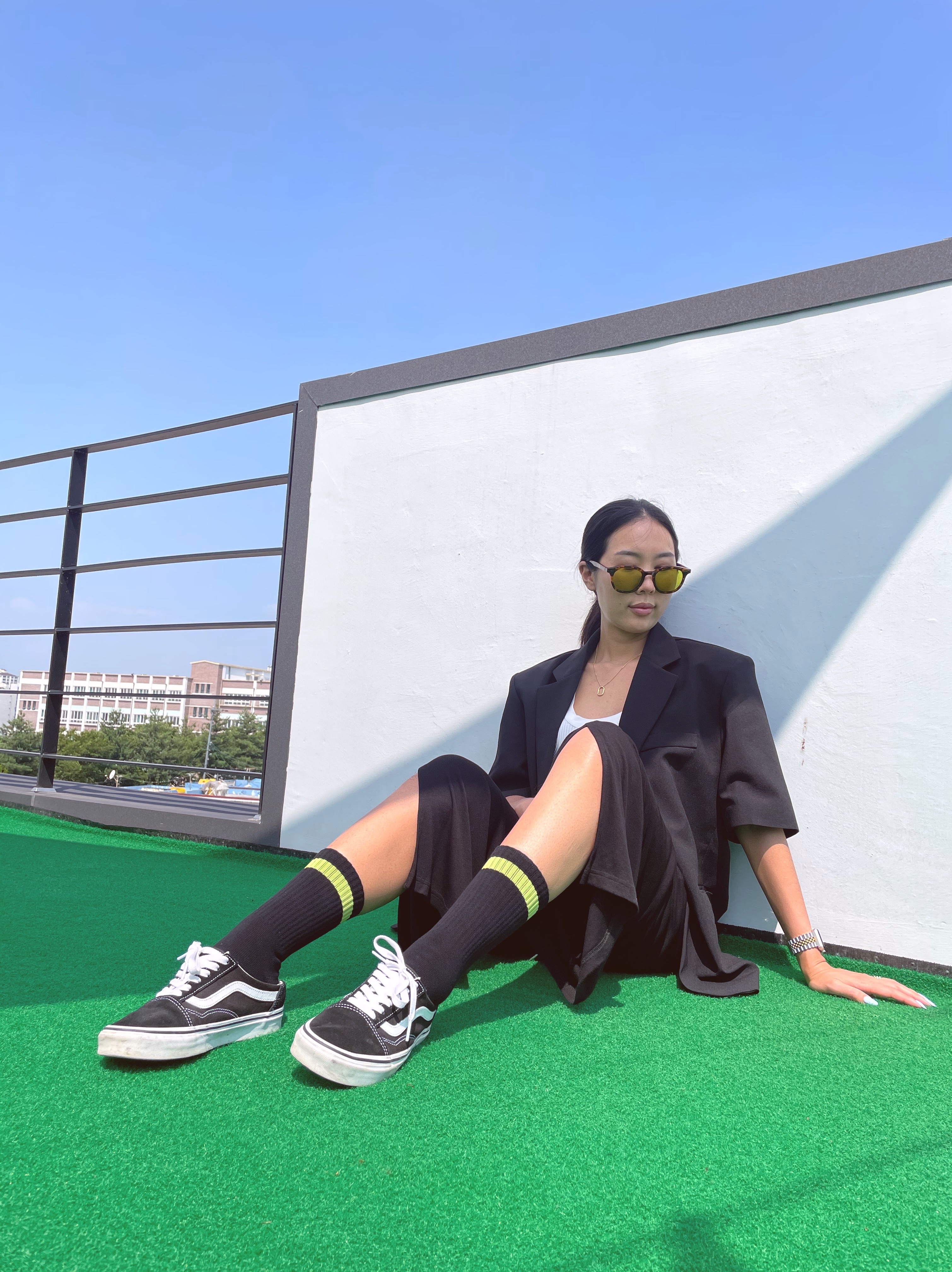 Vans Old Skool Mule Black 착용 스타일 - 3