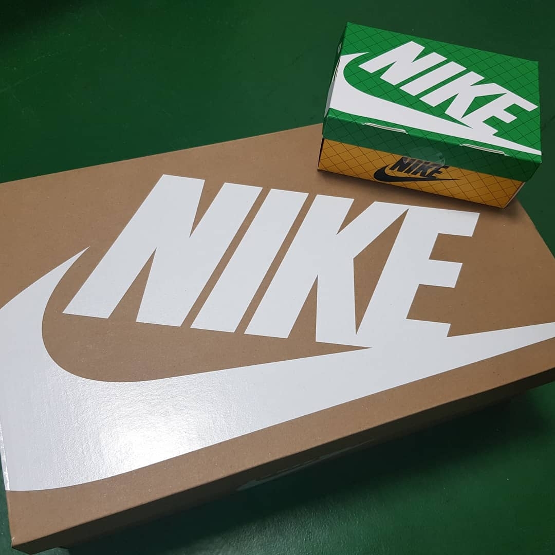 Nike Air Zoom Type PRM Black Pineapple 착용 스타일 - 3