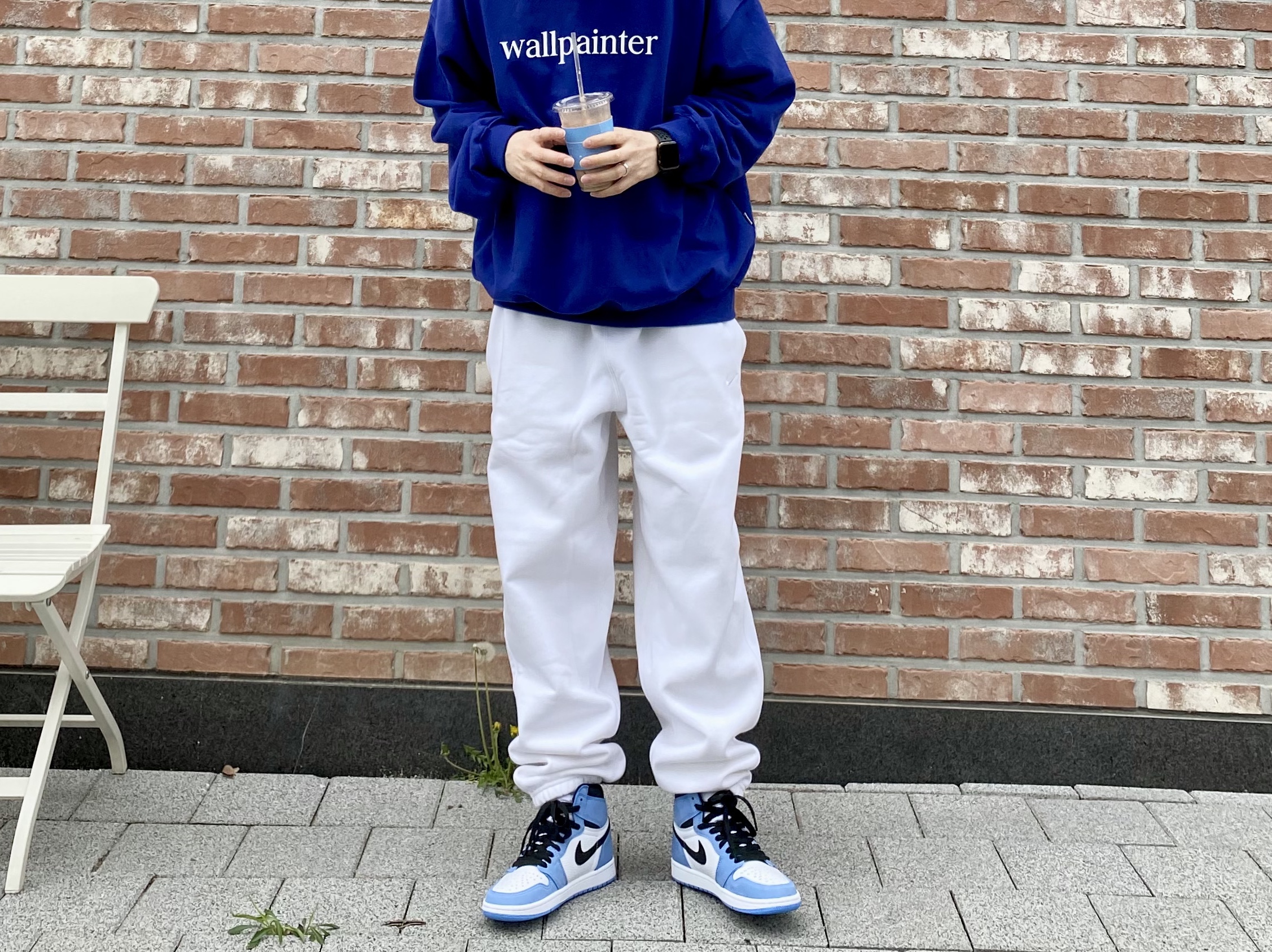 Jordan 1 Retro High OG University Blue, Nike M NRG Sweatpants White 착용 스타일