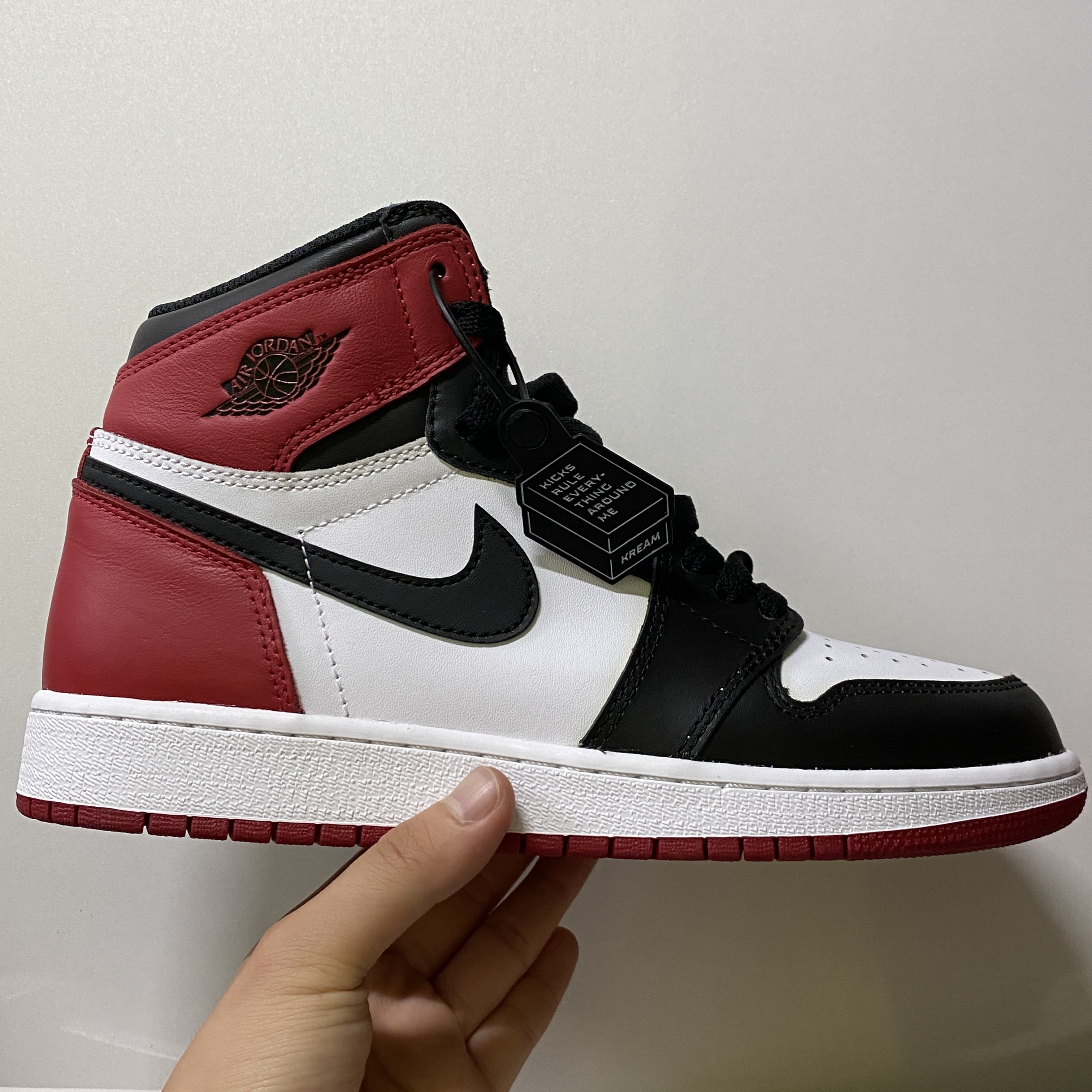 (GS) Jordan 1 Retro High OG Black Toe 2016 착용 스타일 - 1