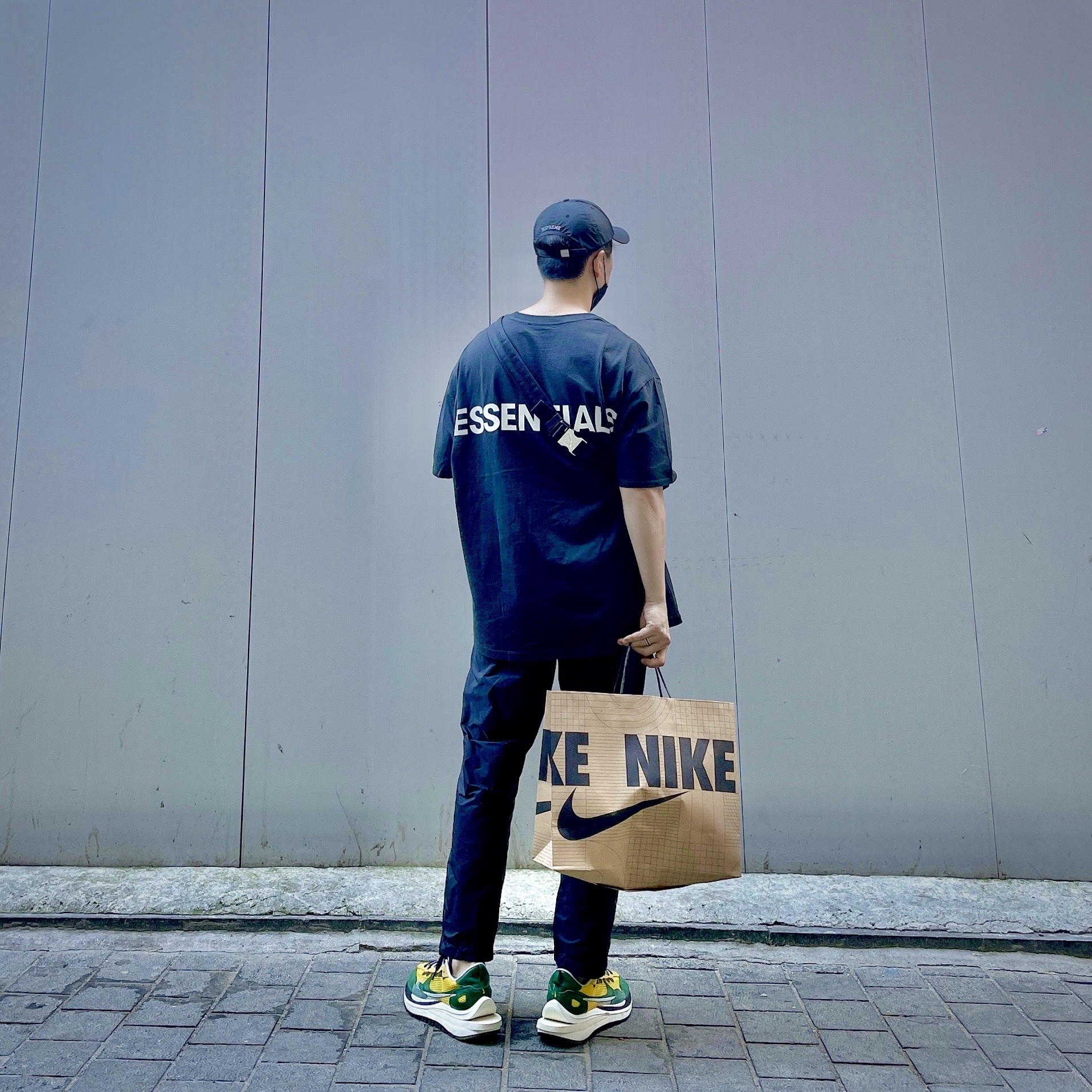 Supreme x Stone Island Painted Camo Nylon 6-Panel Black - 20FW, Nike x Sacai VaporWaffle Tour Yellow & Gorge Green Sail 착용 스타일