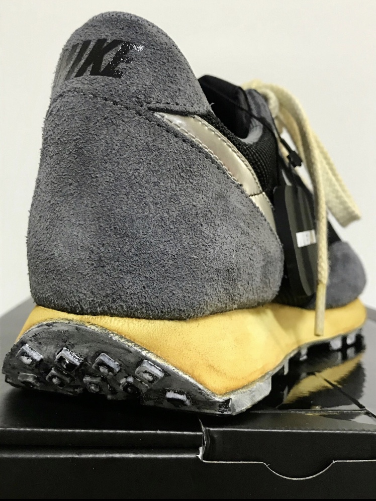 Nike Daybreak SP Black Metallic Silver 착용 스타일 - 2