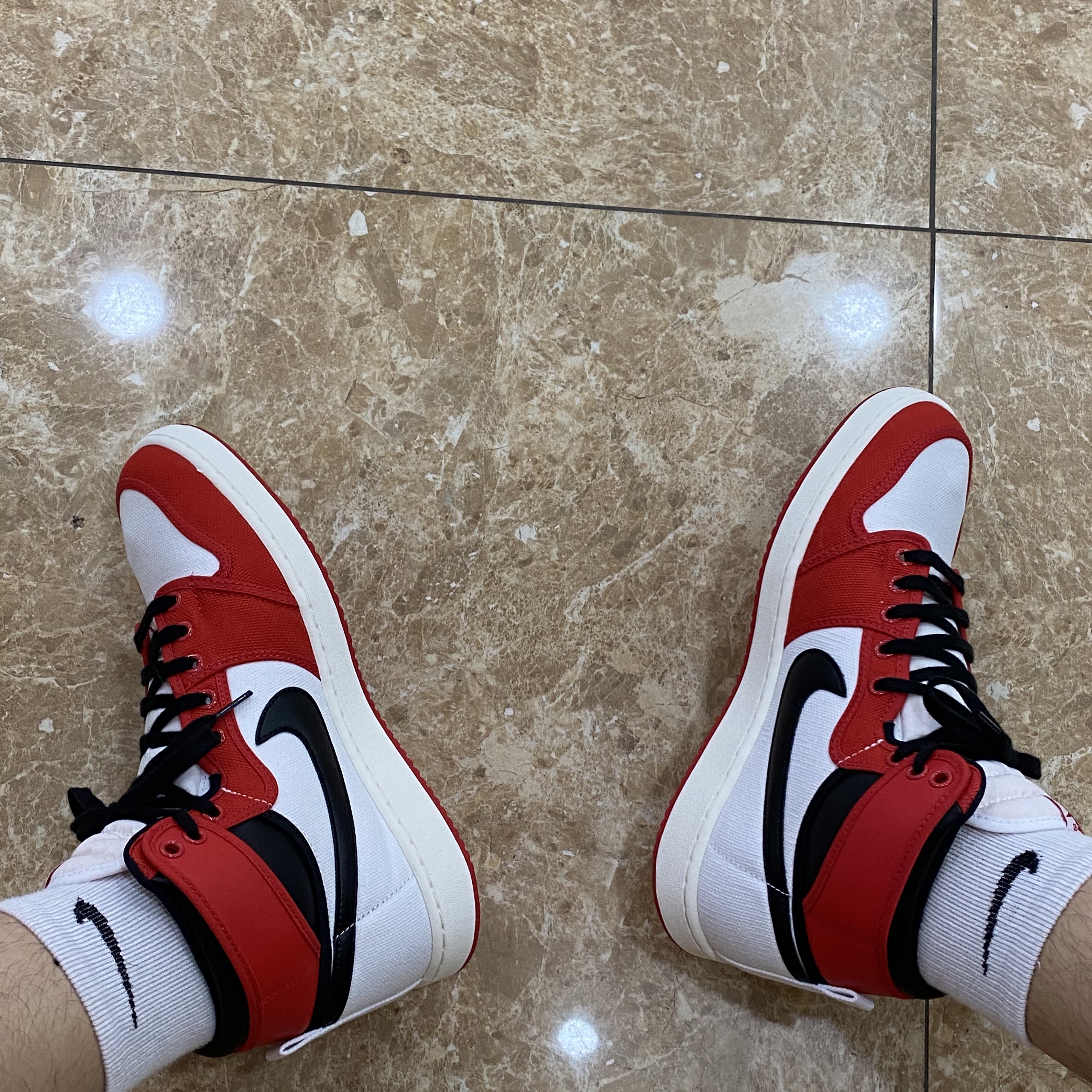 Jordan 1 KO Chicago 2021 착용 스타일 - 1