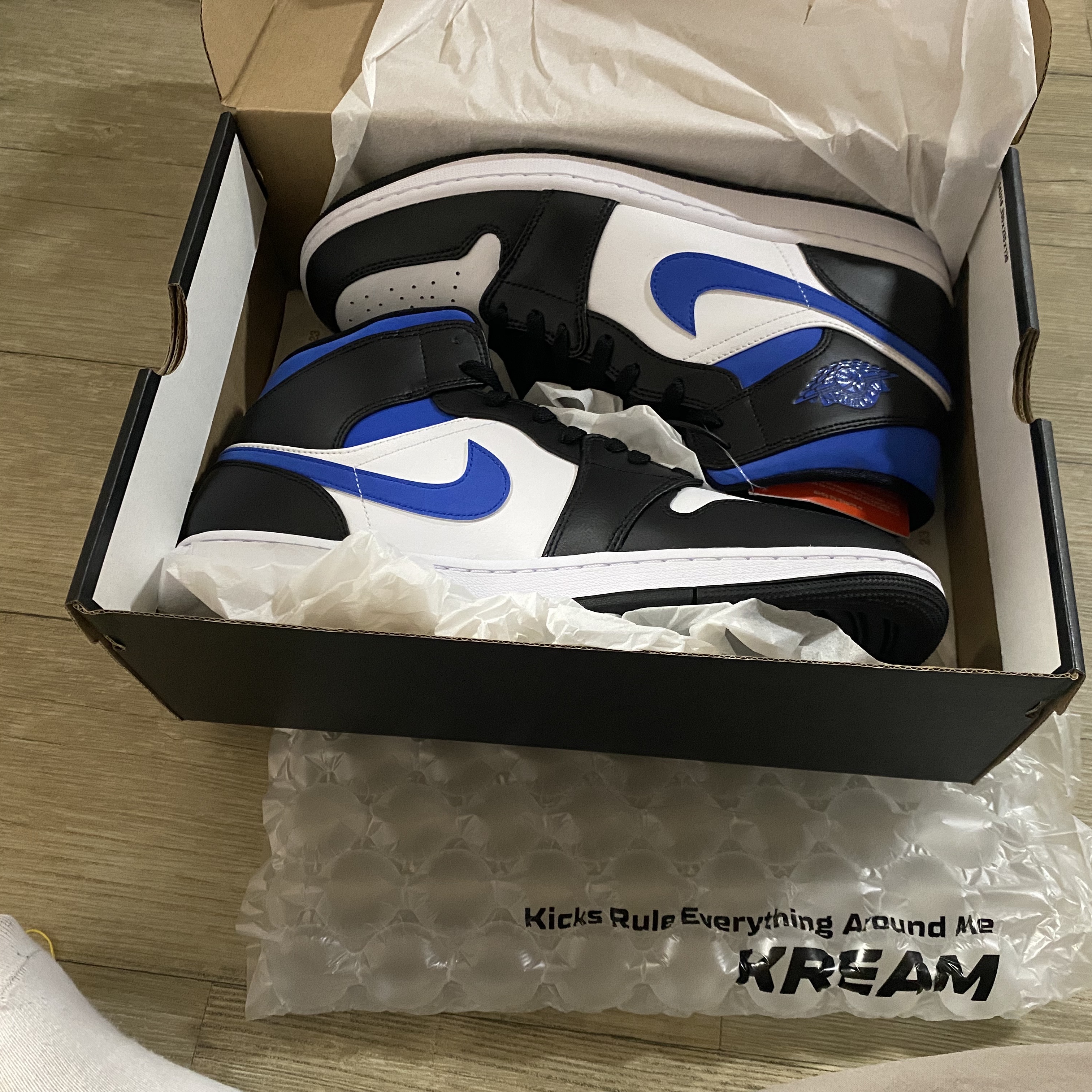 Jordan 1 Mid Racer Blue 착용 스타일 - 3