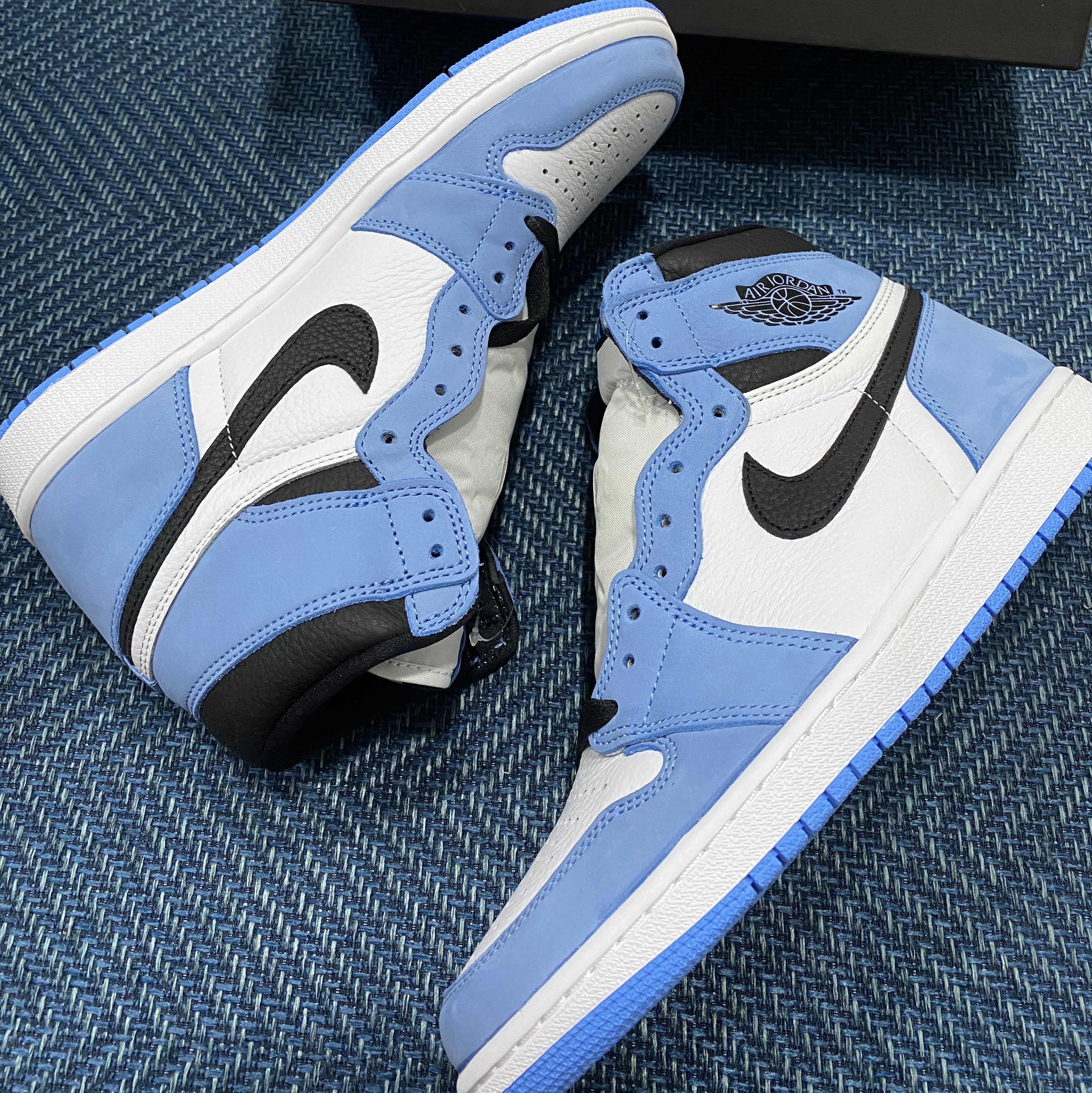 나매찬 (@__chx_n) 님의 게시물 | KREAM