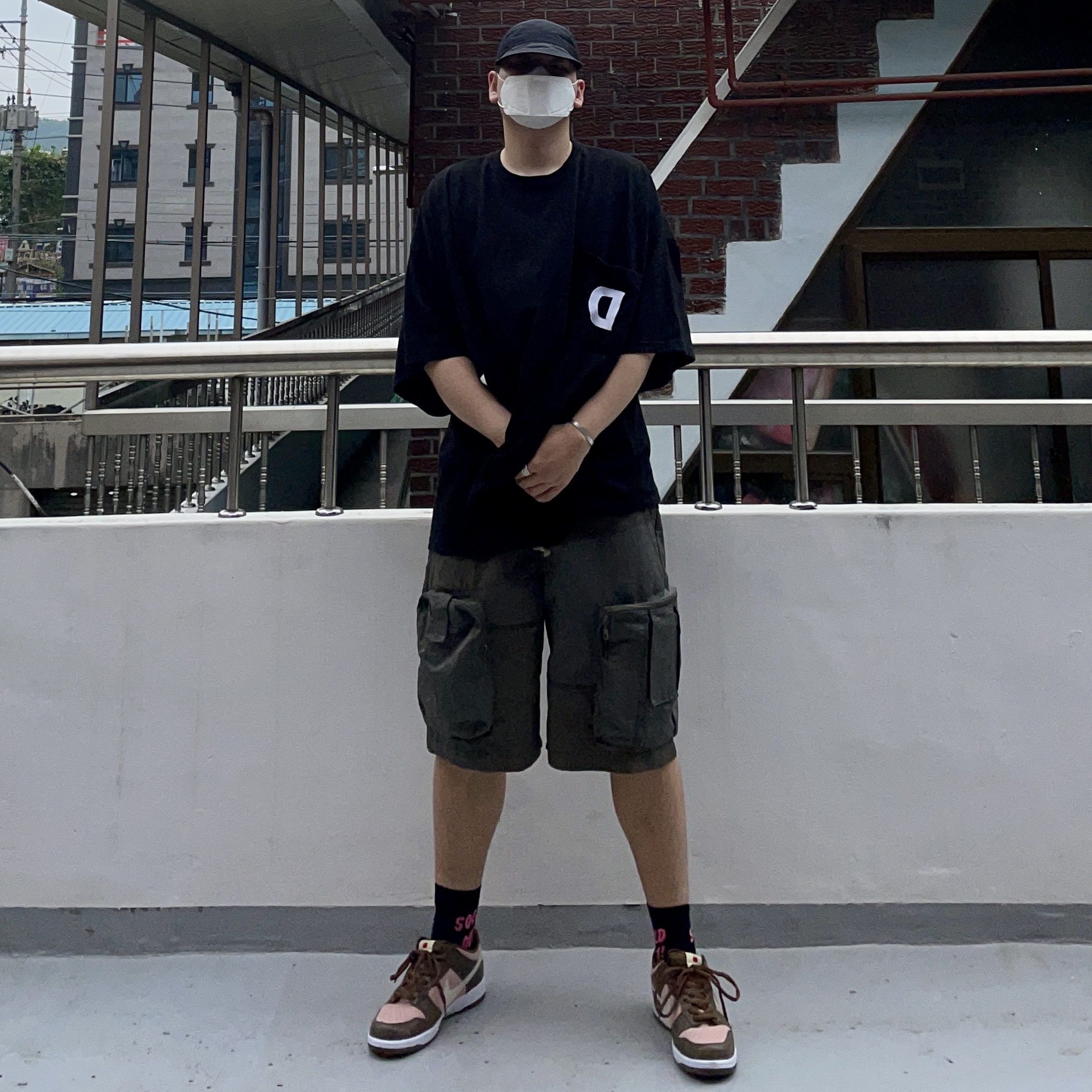 Nike x Stussy Dunk SB Low Cherry 착용 스타일