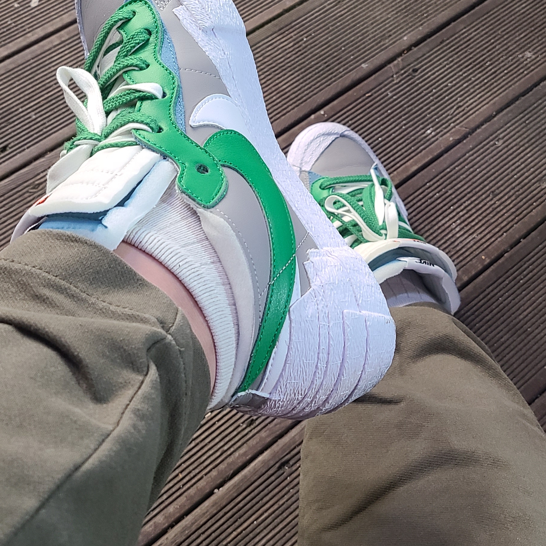 Nike x Sacai Blazer Low Classic Green 착용 스타일