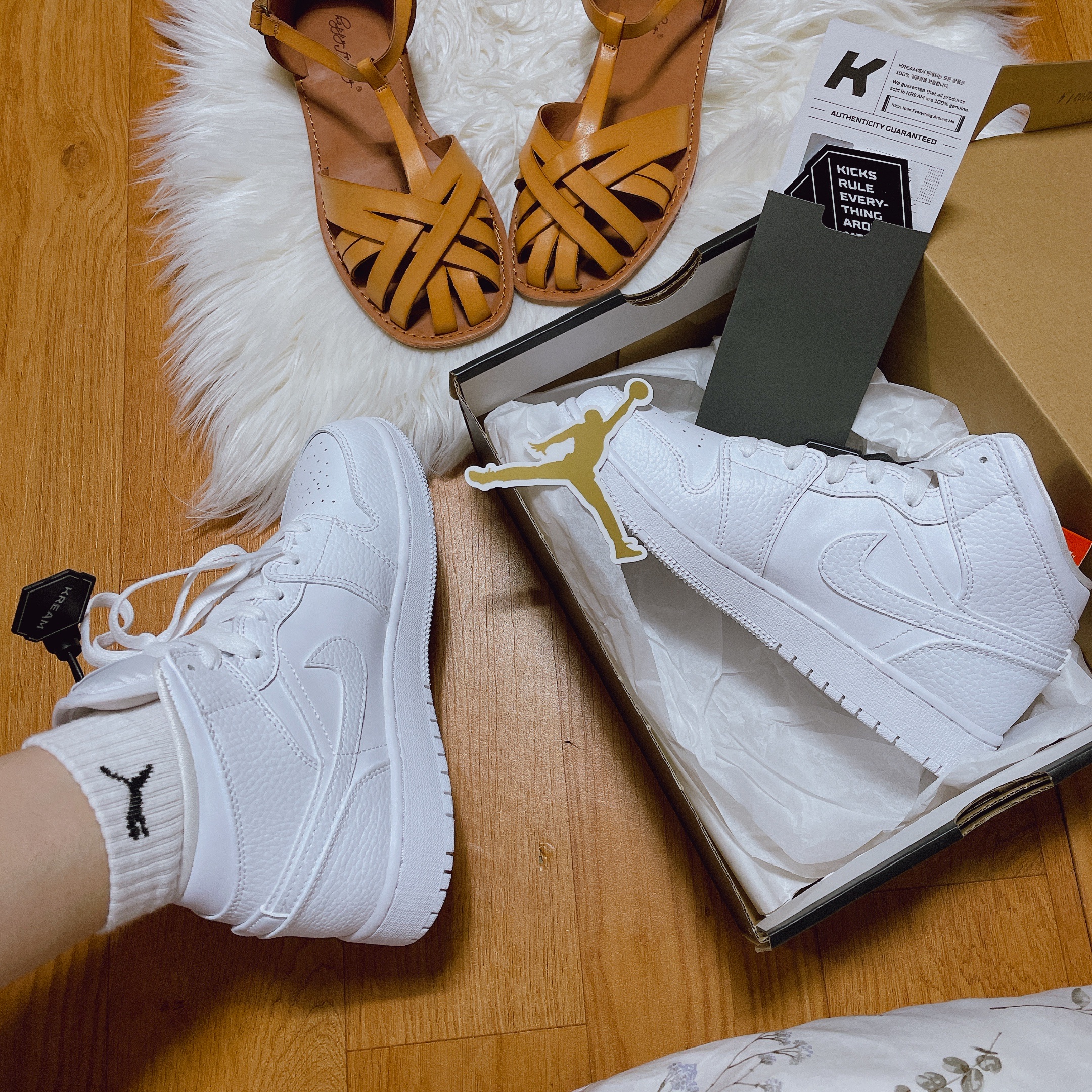 (GS) Jordan 1 Mid Triple White 착용 스타일 - 2