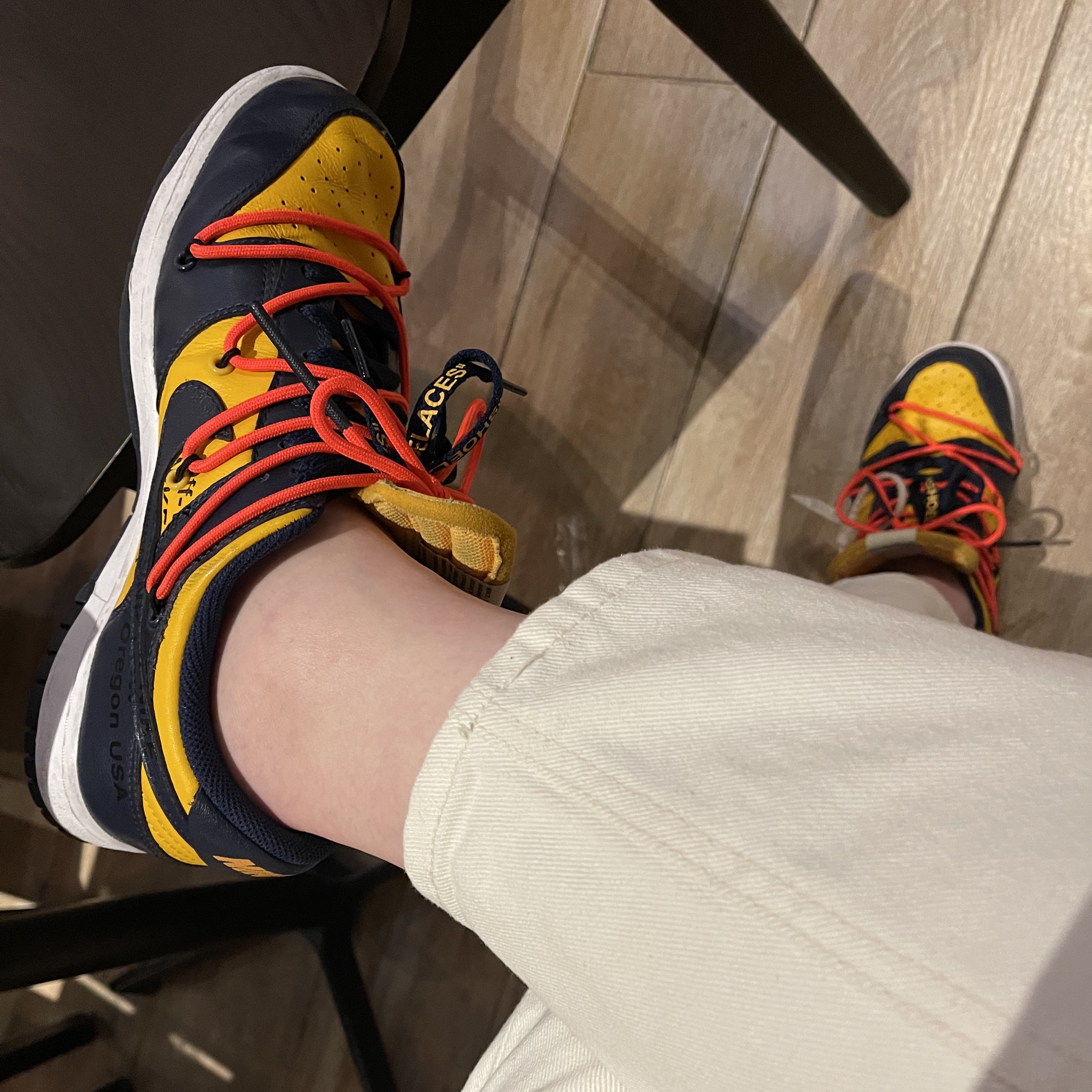 Nike x Off-White Dunk Low University Gold Midnight Navy 착용 스타일