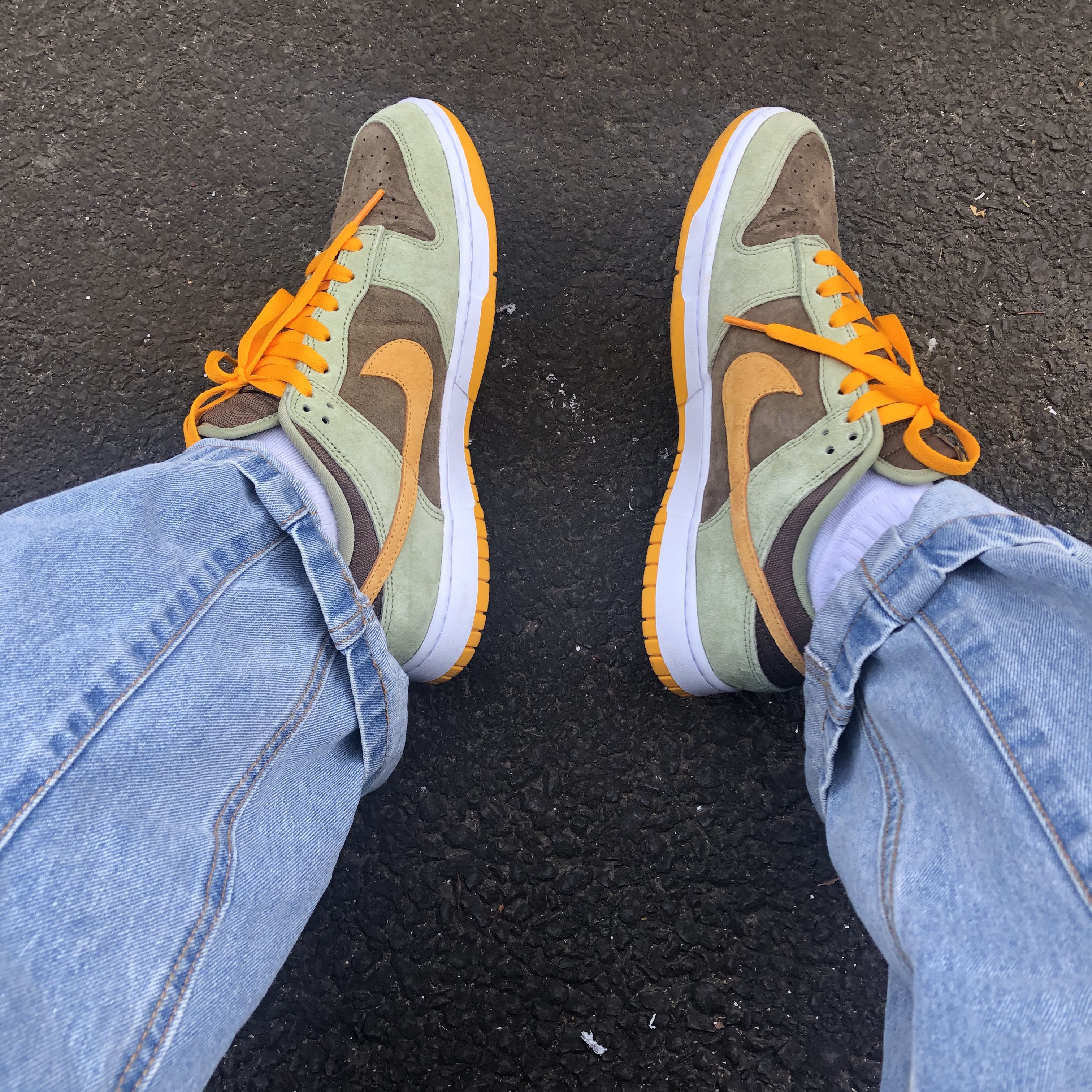 Nike Dunk Low SE Dusty Olive 착용 스타일