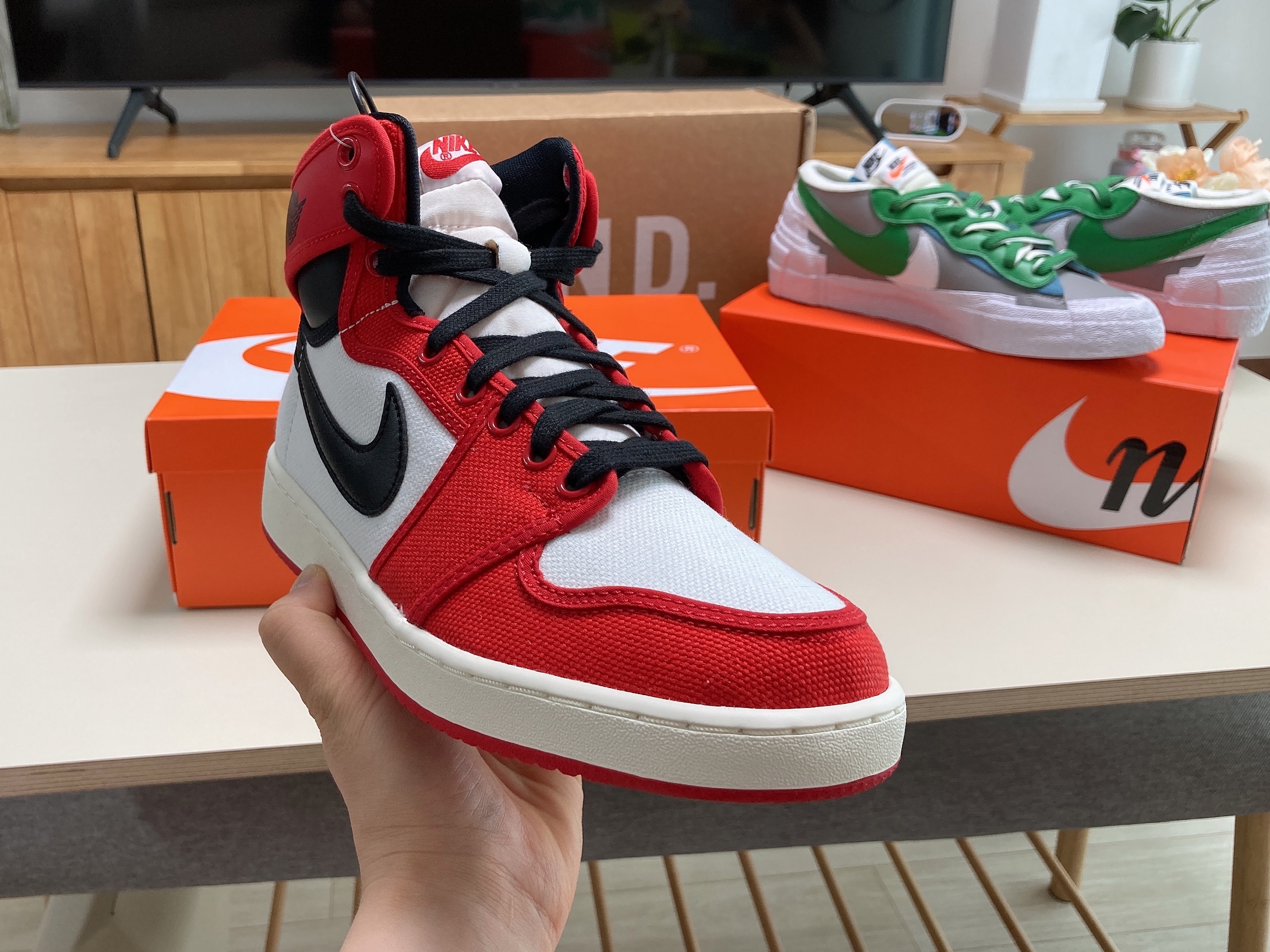 Jordan 1 KO Chicago 2021, Nike x Sacai Blazer Low Classic Green 착용 스타일 - 3