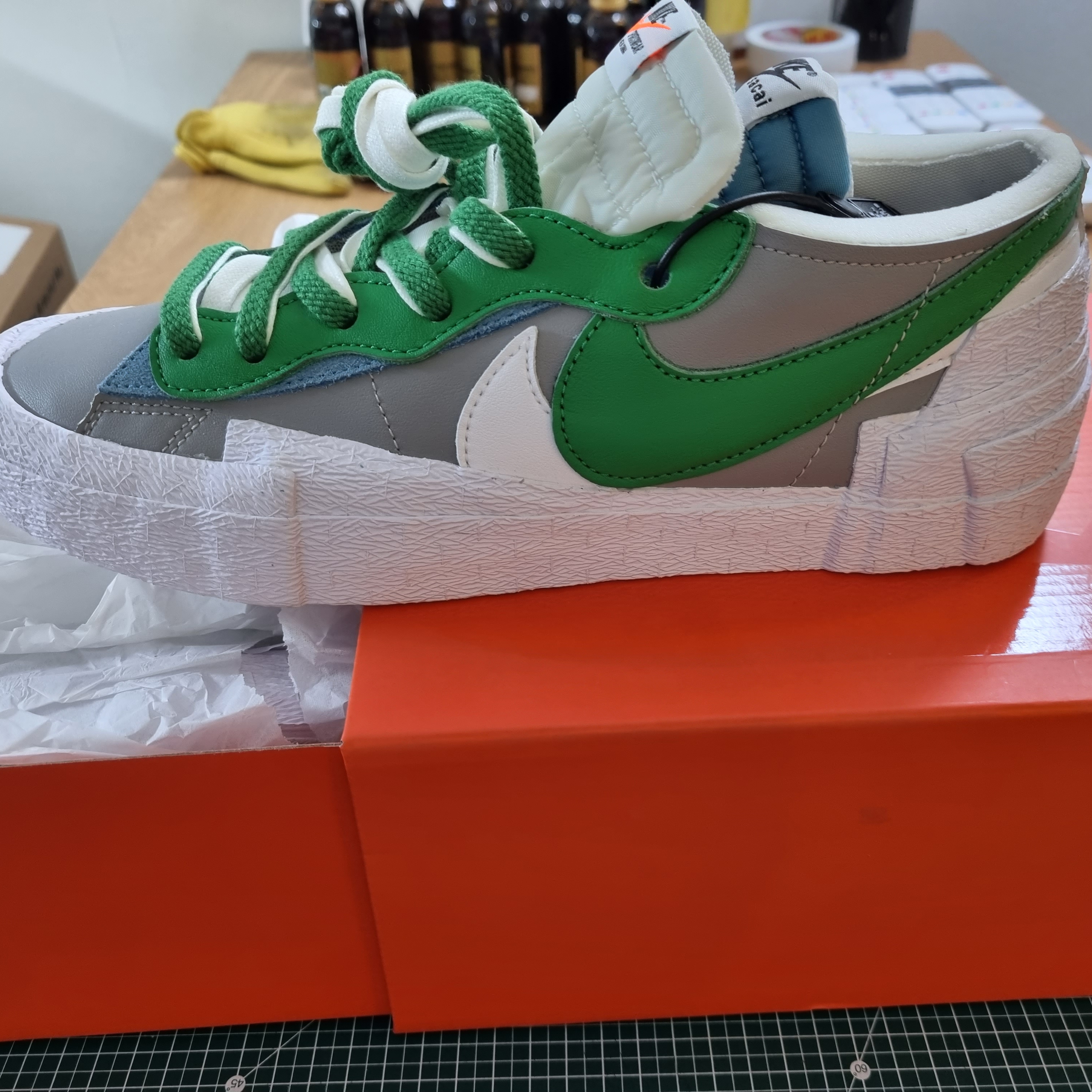 Nike x Sacai Blazer Low Classic Green 착용 스타일