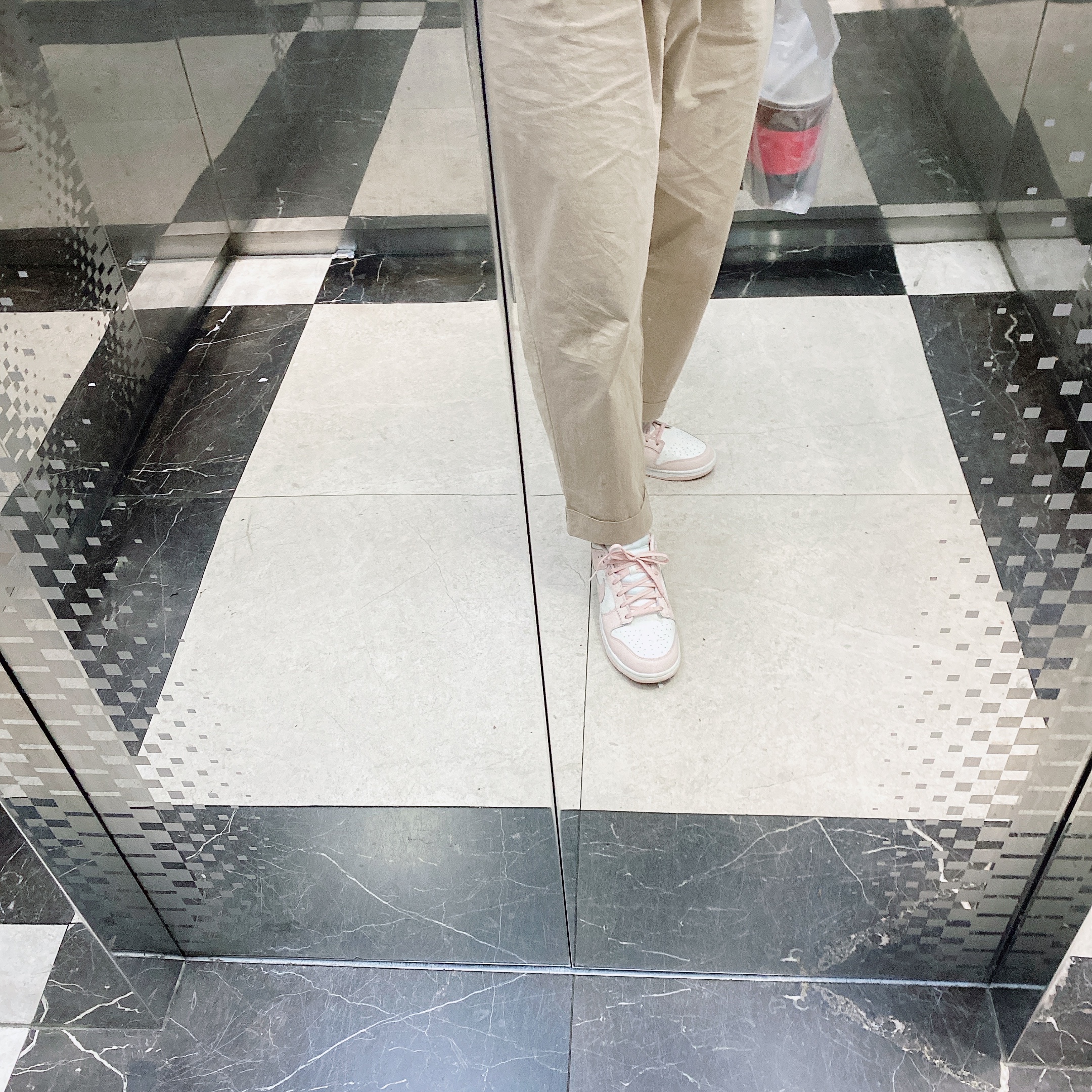 (W) Nike Dunk Low Orange Pearl 착용 스타일 - 2