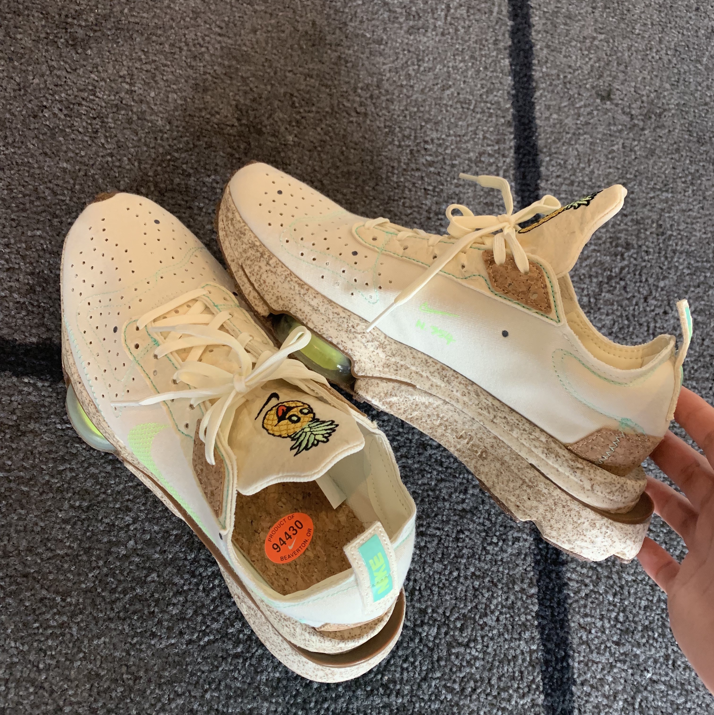 Nike Air Zoom Type PRM Pineapple 착용 스타일 - 2