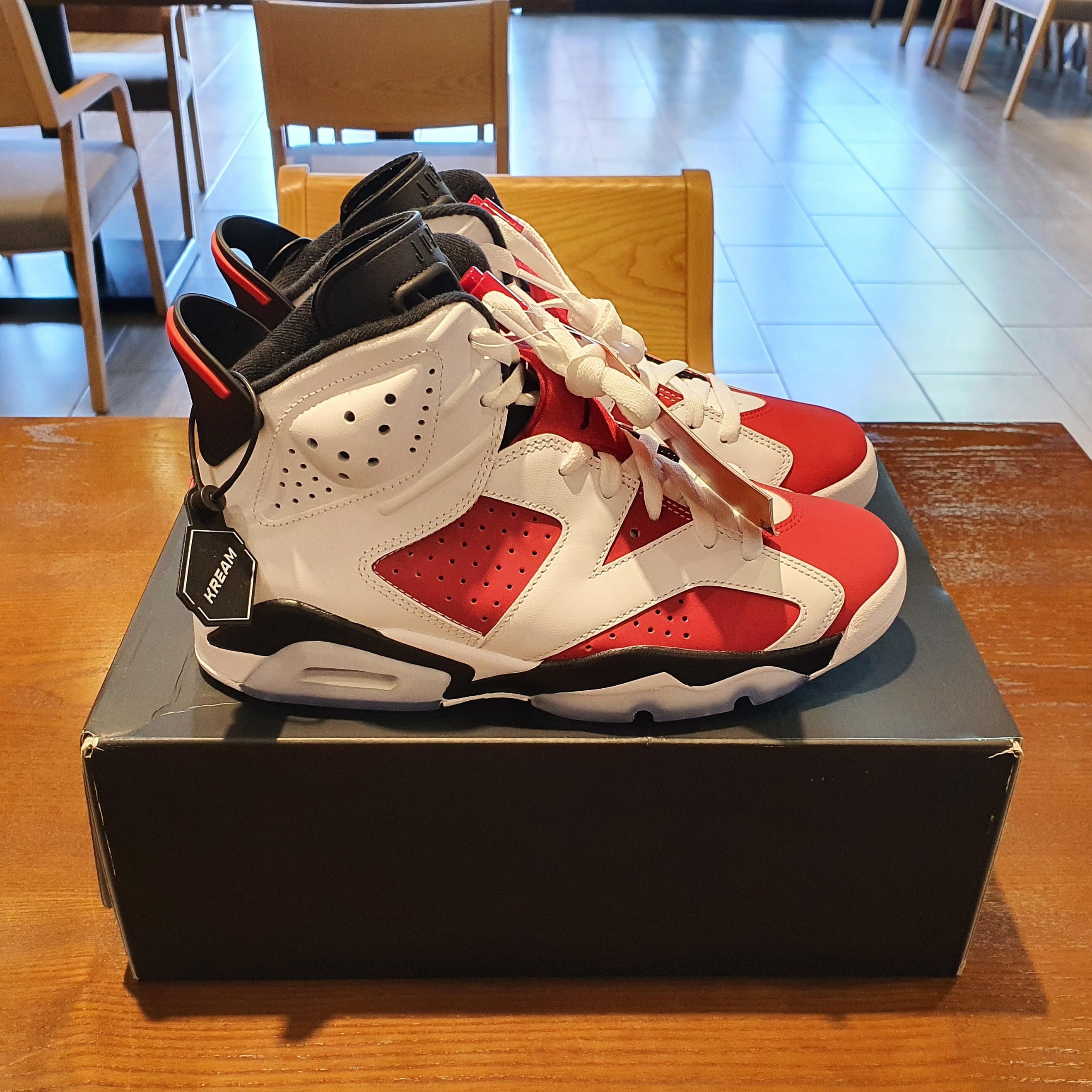 Jordan 6 Retro Carmine 2021 착용 스타일