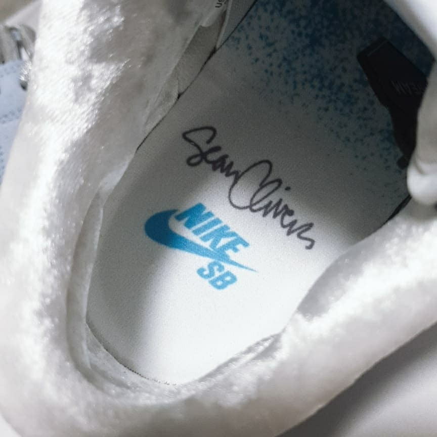 Nike x Sean Cliver SB Dunk Low Holiday Special (Special Box) 착용 스타일 - 4