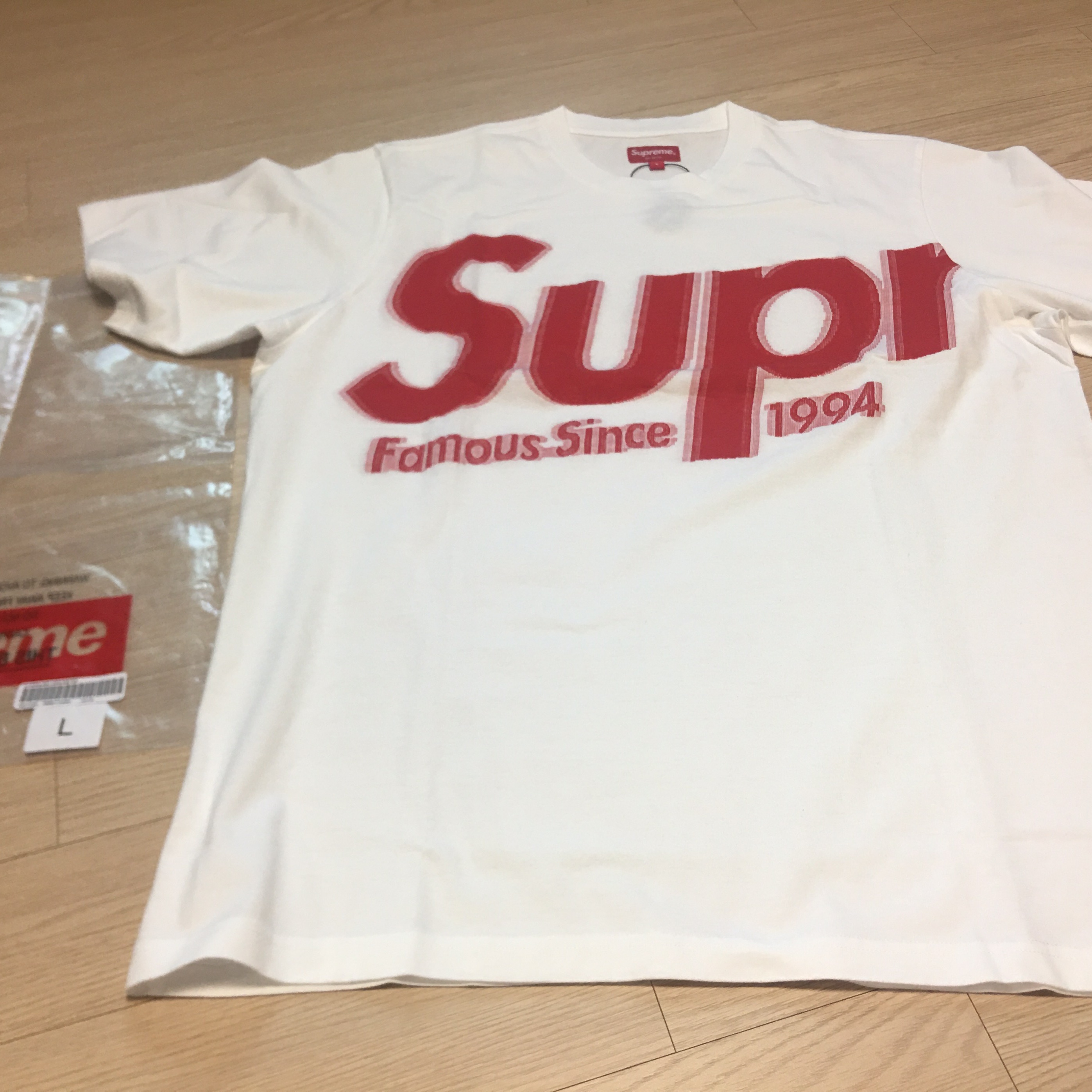 Supreme Intarsia Spellout S/S Top White - 21SS, Nike x Stussy WT T-Shirt White - US/EU 착용 스타일 - 2