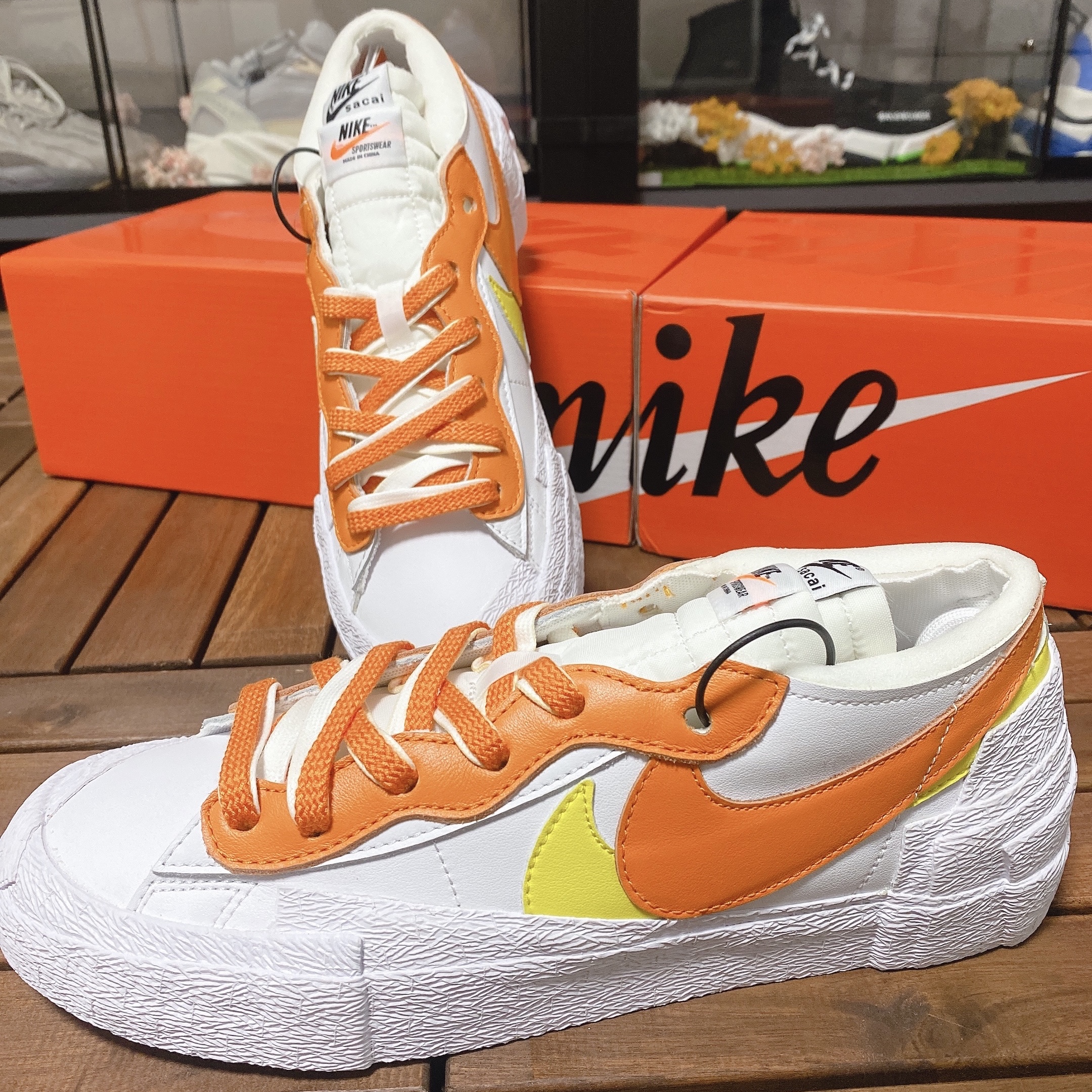 Nike x Sacai Blazer Low Magma Orange 착용 스타일 - 4