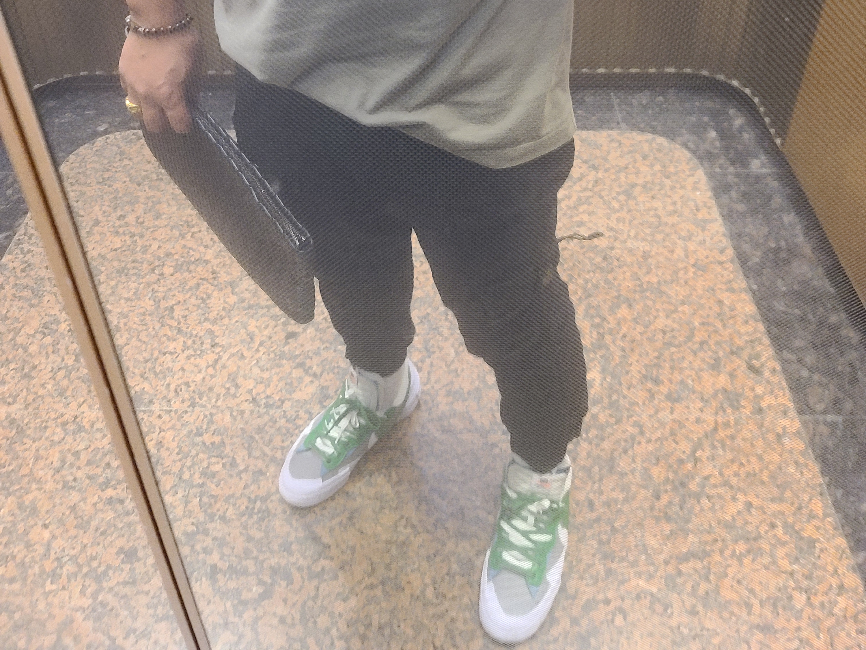 Nike x Sacai Blazer Low Classic Green 착용 스타일