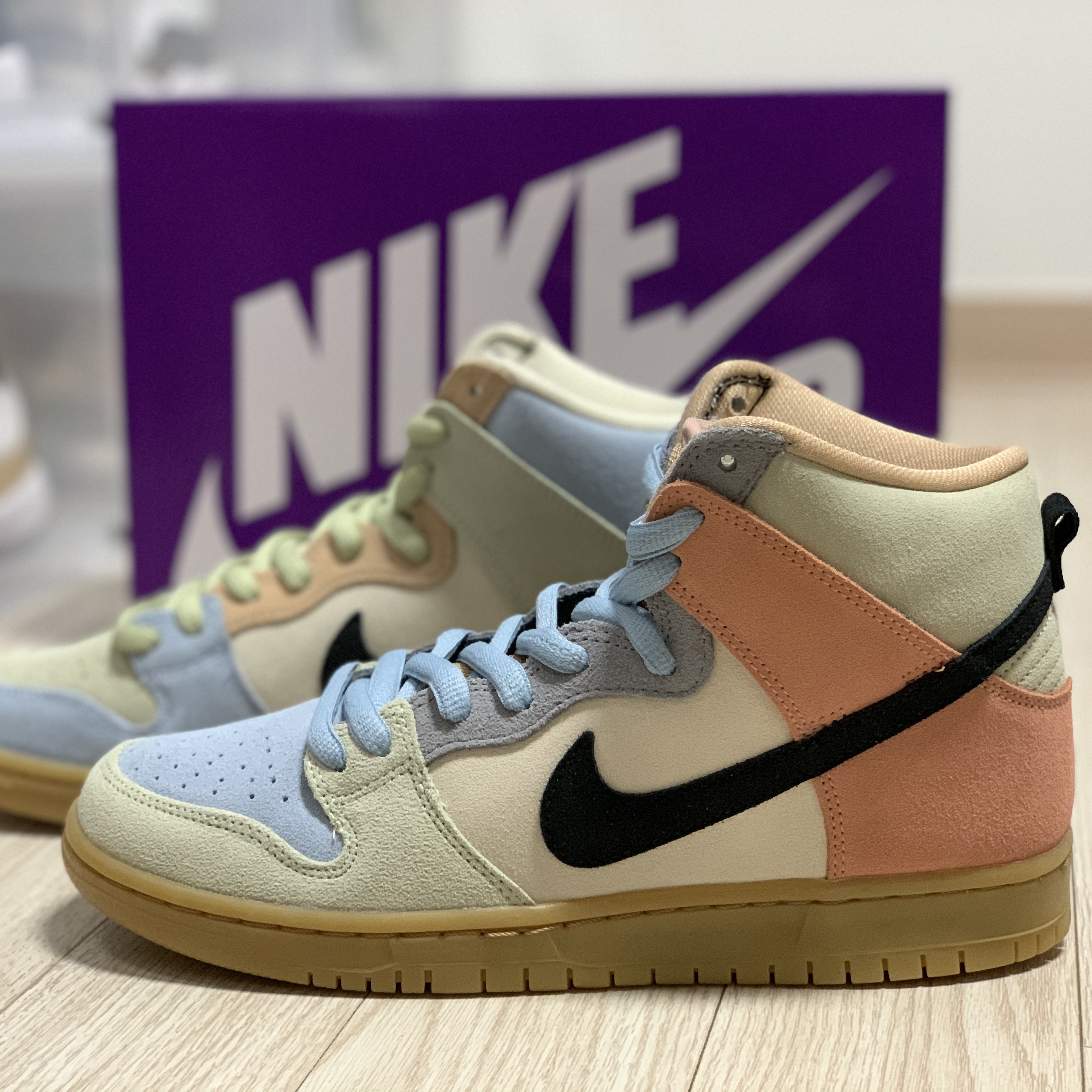 Nike SB Dunk High Pro Spectrum 착용 스타일 - 3