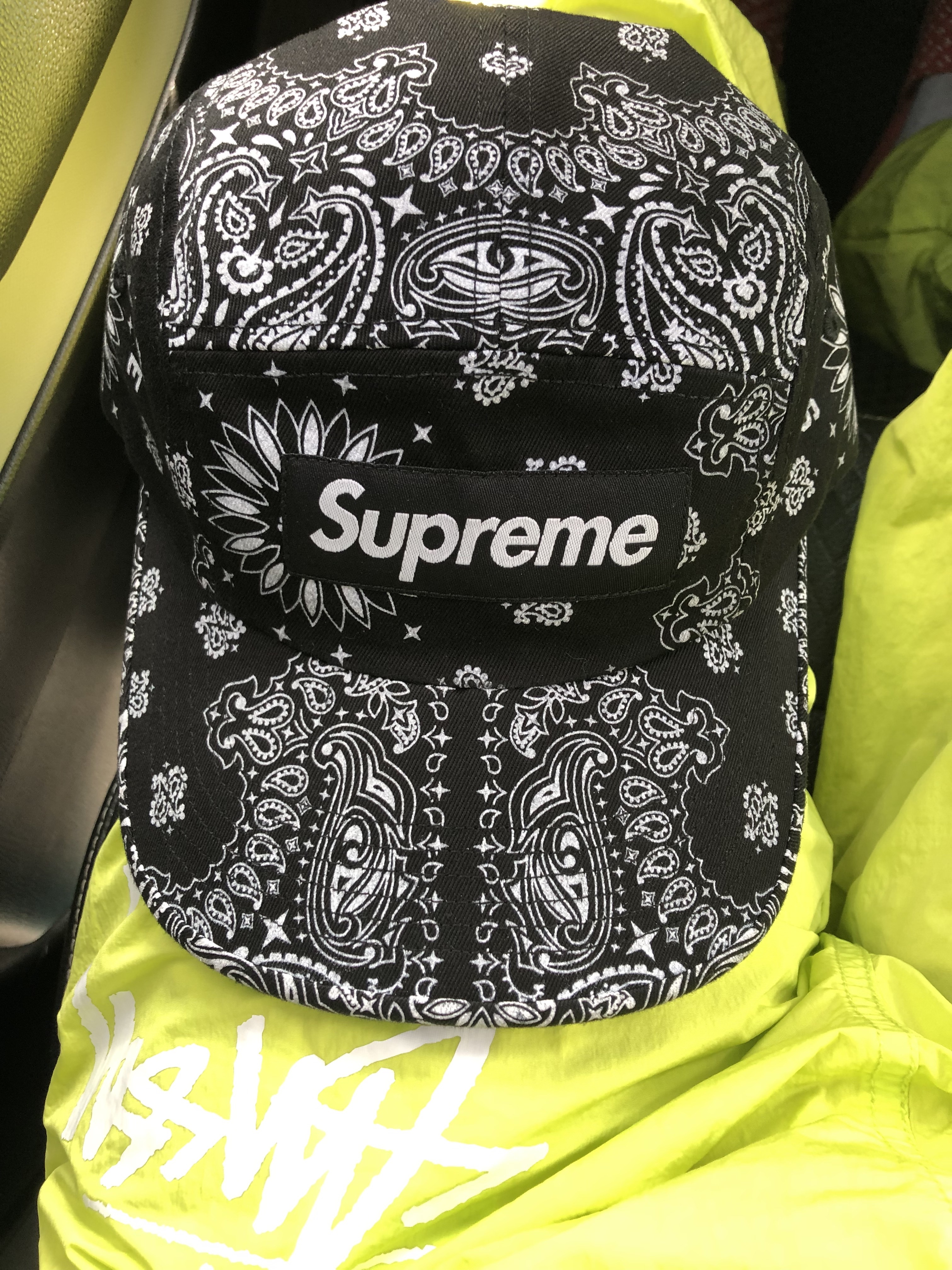 Supreme Bandana Camp Cap Black - 21SS 착용 스타일