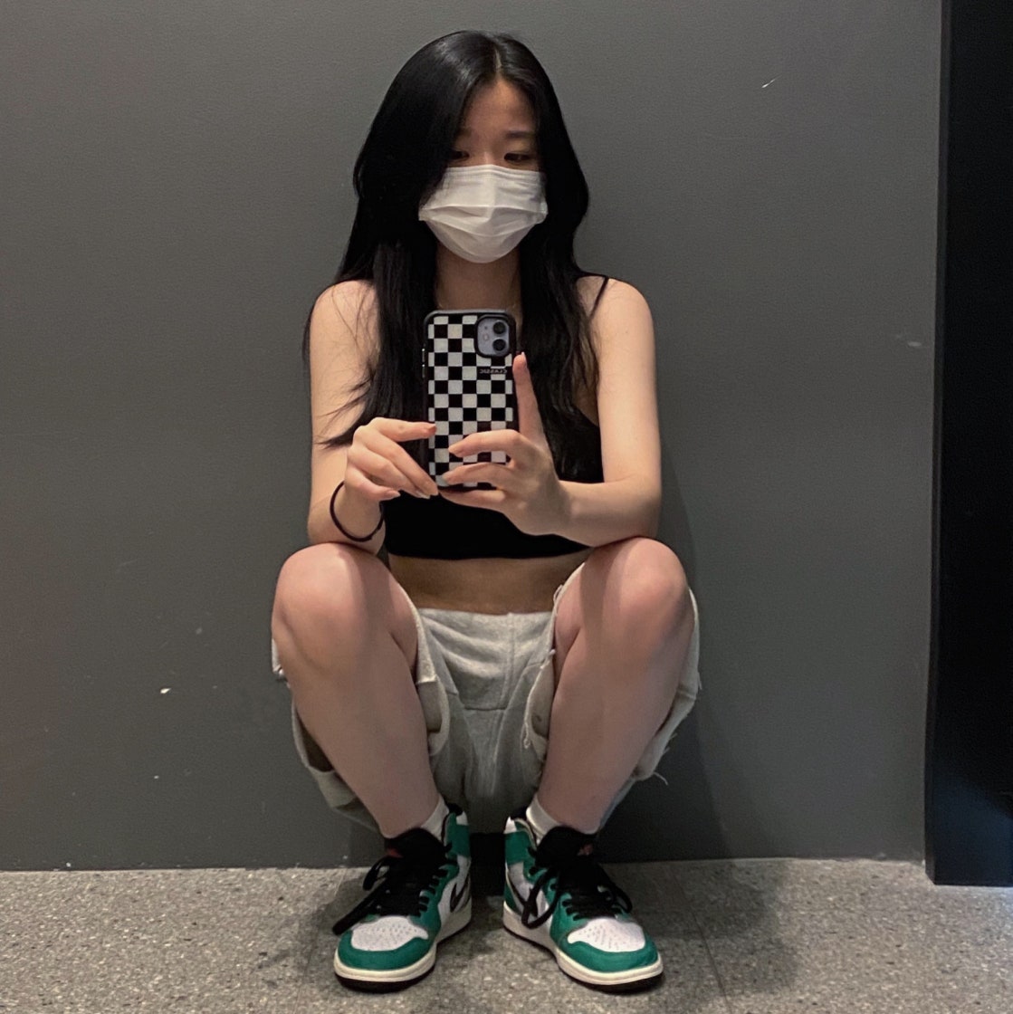 hyun (say___hyun) 님의 게시물 KREAM