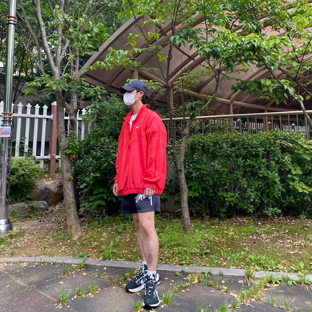 Nike x Sacai VaporWaffle Black White, Nike x Stussy Water Shorts Off Noir 착용 스타일