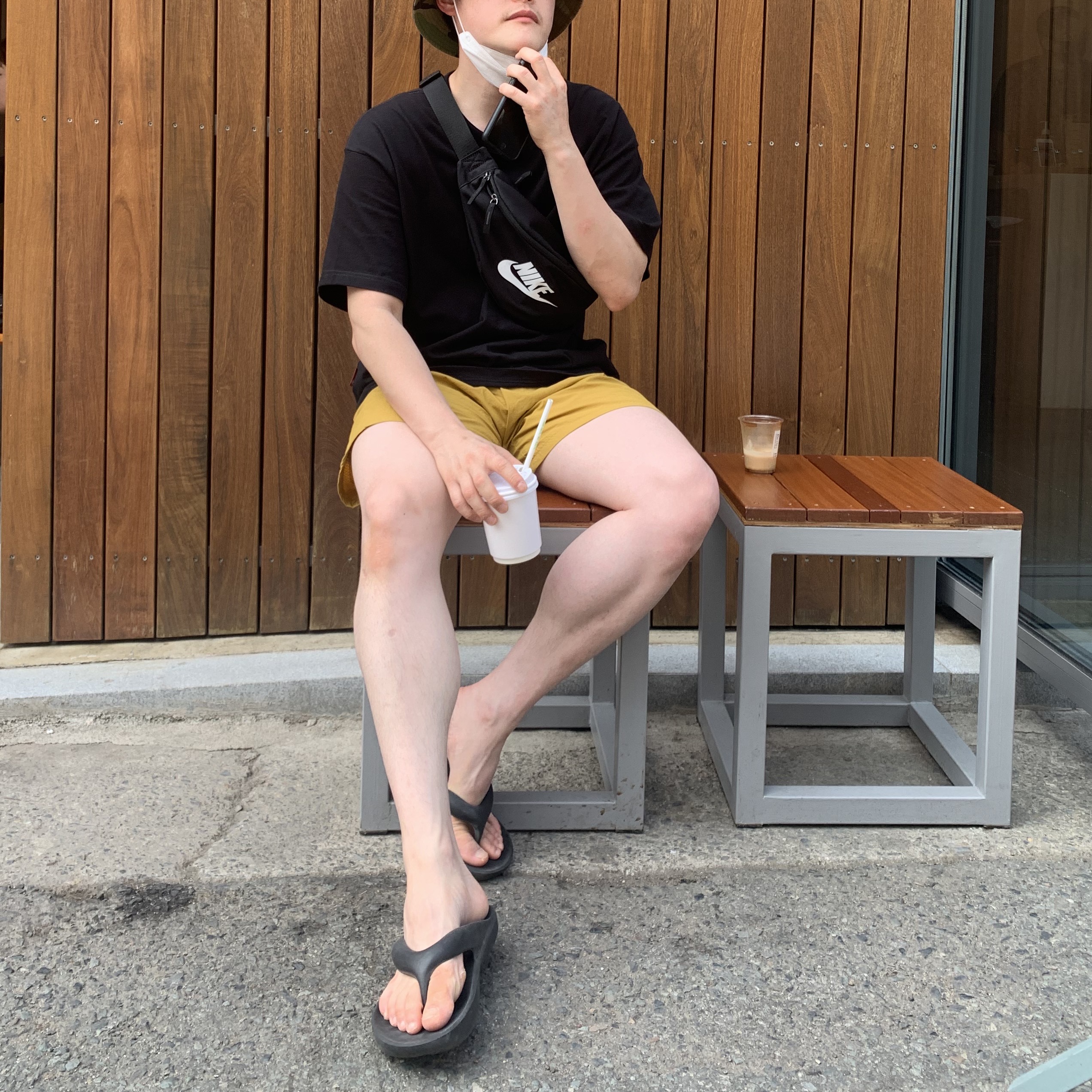 New Balance x Taw&Toe Flip Flop Black 착용 스타일