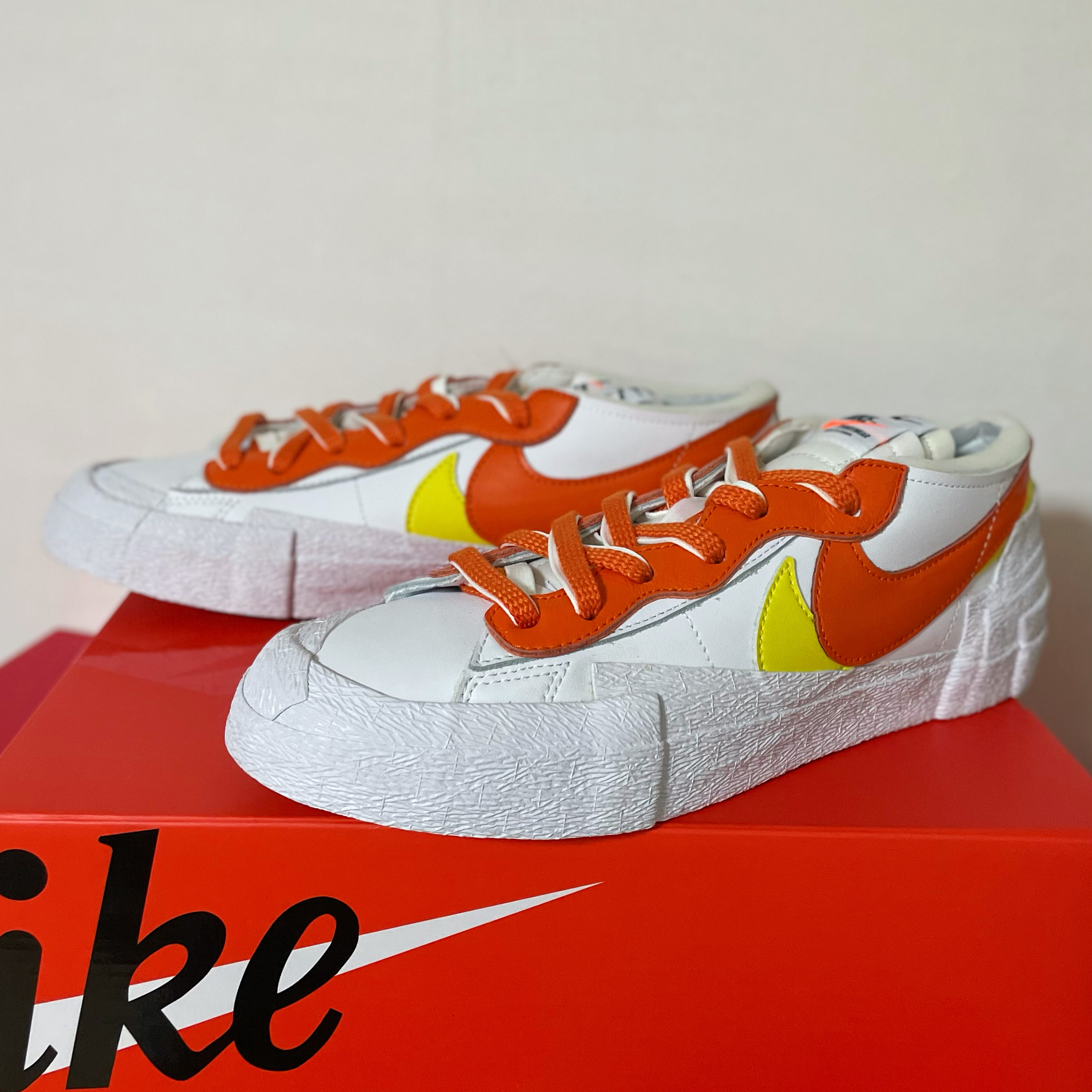 Nike x Sacai Blazer Low Magma Orange 착용 스타일