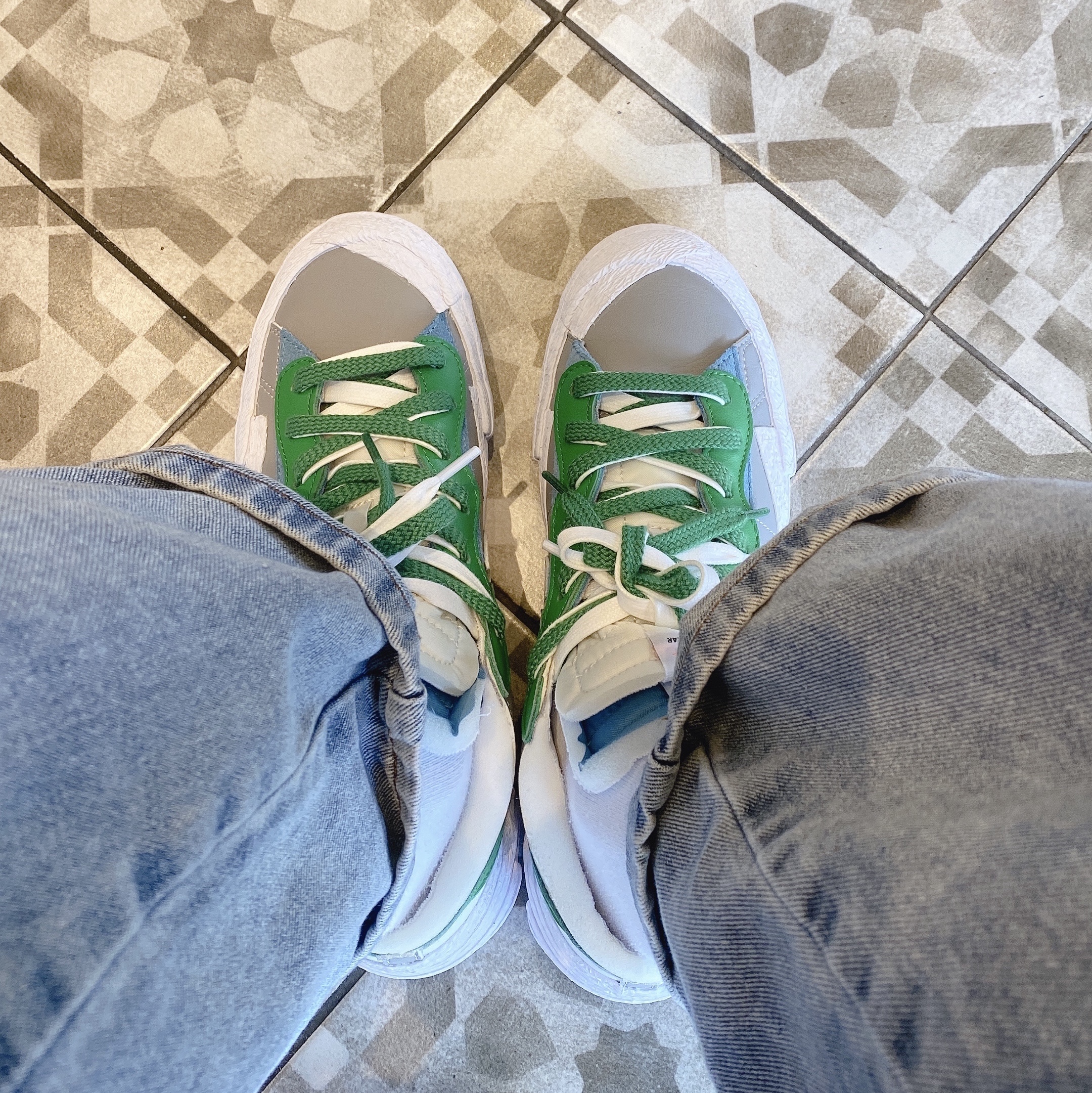 Nike x Sacai Blazer Low Classic Green 착용 스타일 - 2
