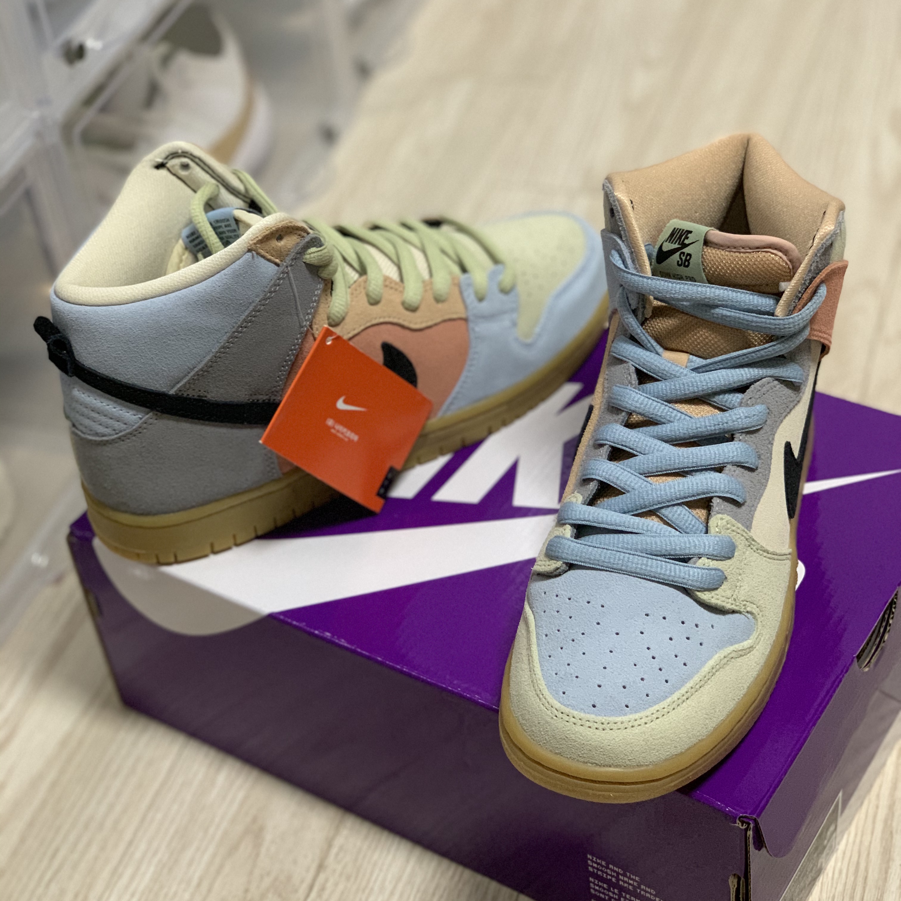 Nike SB Dunk High Pro Spectrum 착용 스타일 - 4