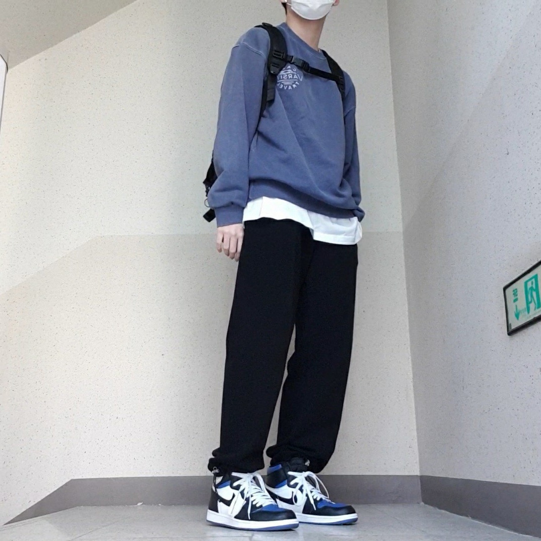 Jordan 1 Retro High OG Royal Toe 착용 스타일 - 2