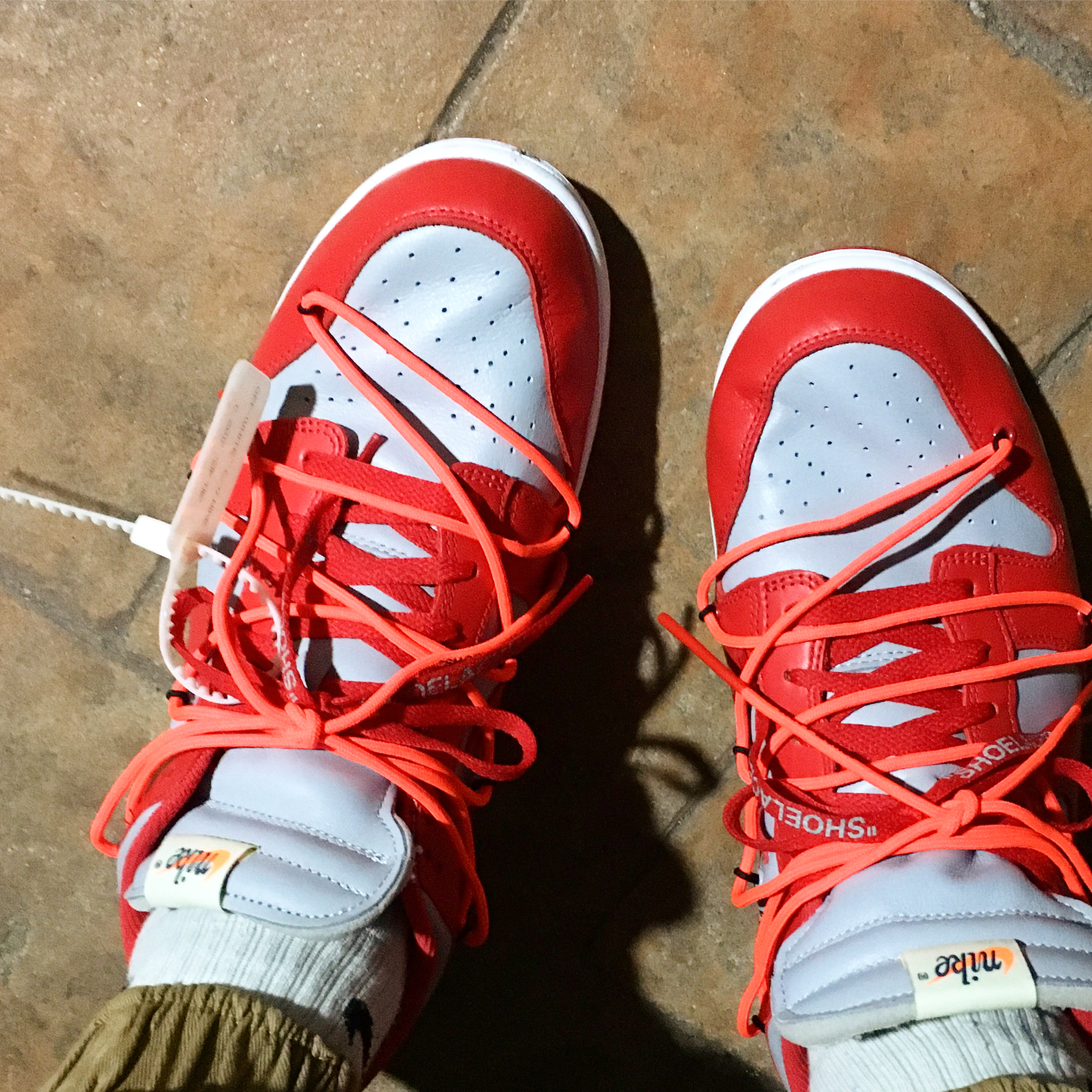 Nike x Off-White Dunk Low University Red 착용 스타일