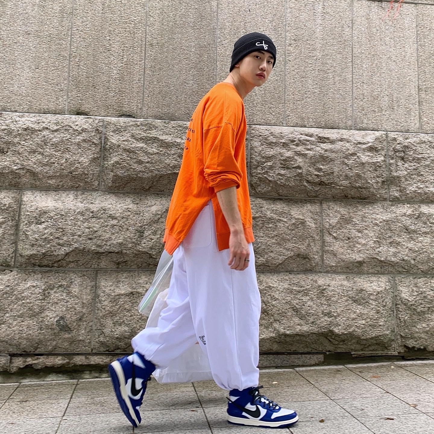 Nike x Ambush Dunk High Deep Royal Blue 착용 스타일 - 3