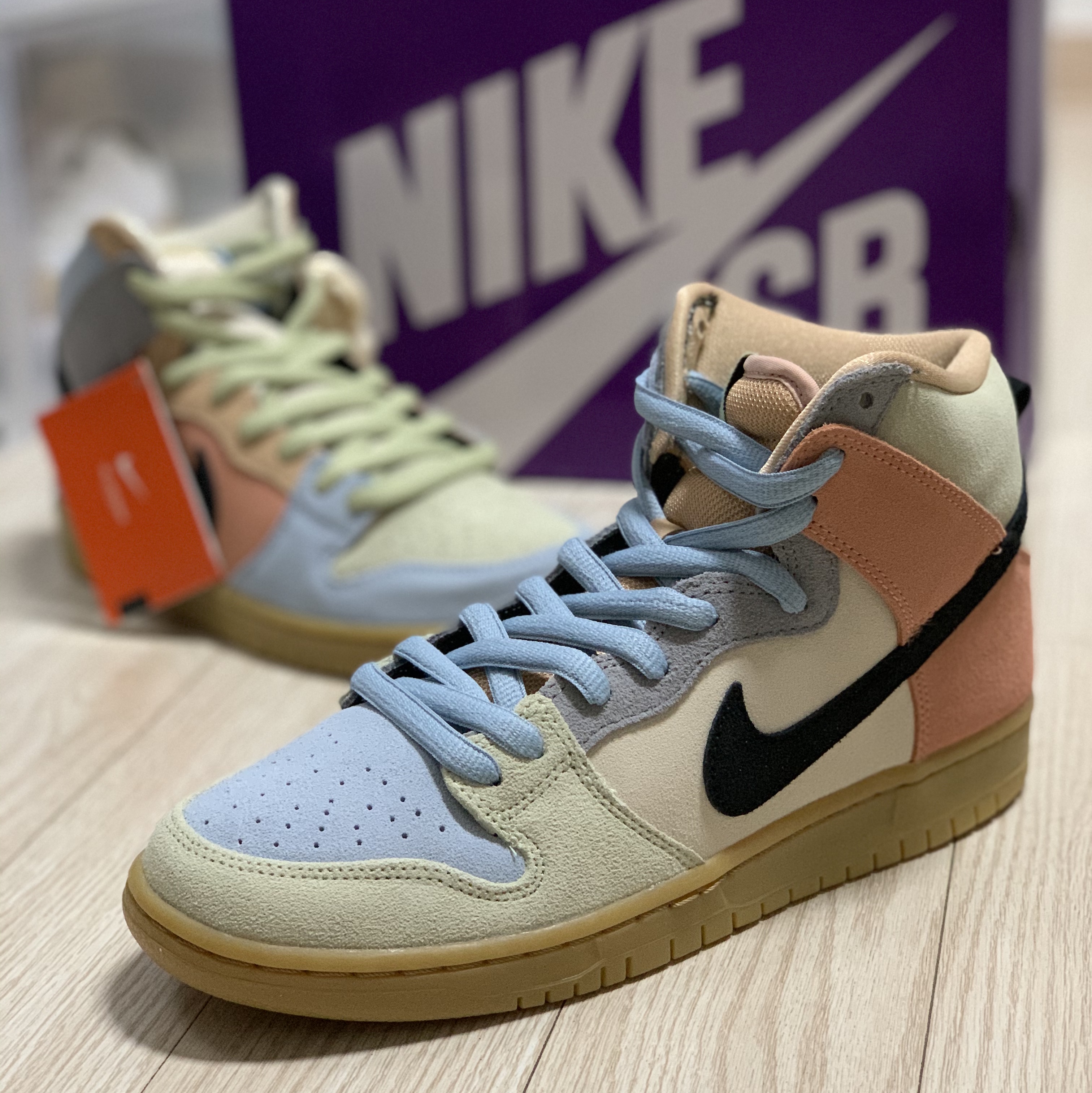 Nike SB Dunk High Pro Spectrum 착용 스타일 - 2