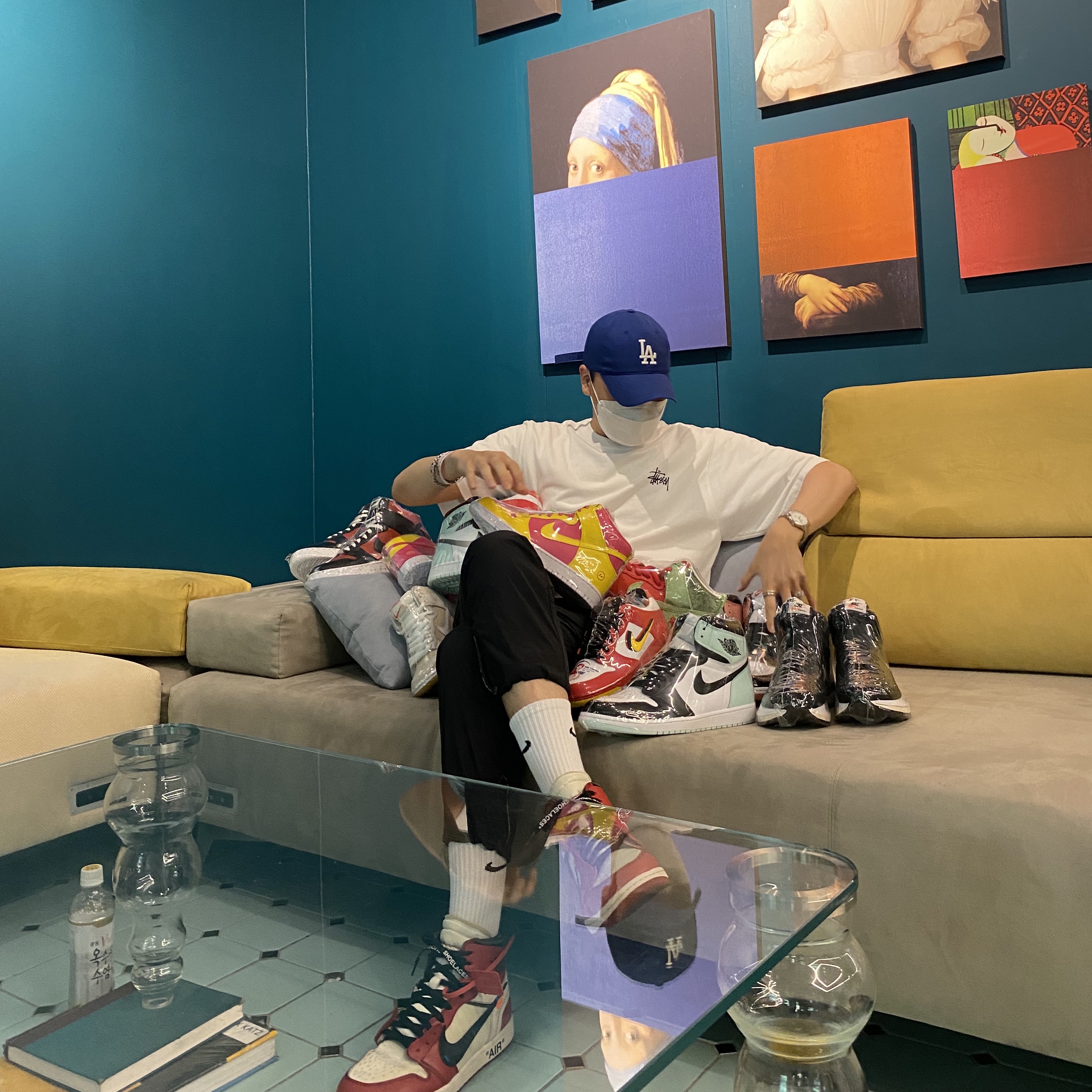 Jordan 1 x Off-White Retro High Chicago The Ten 착용 스타일 - 2