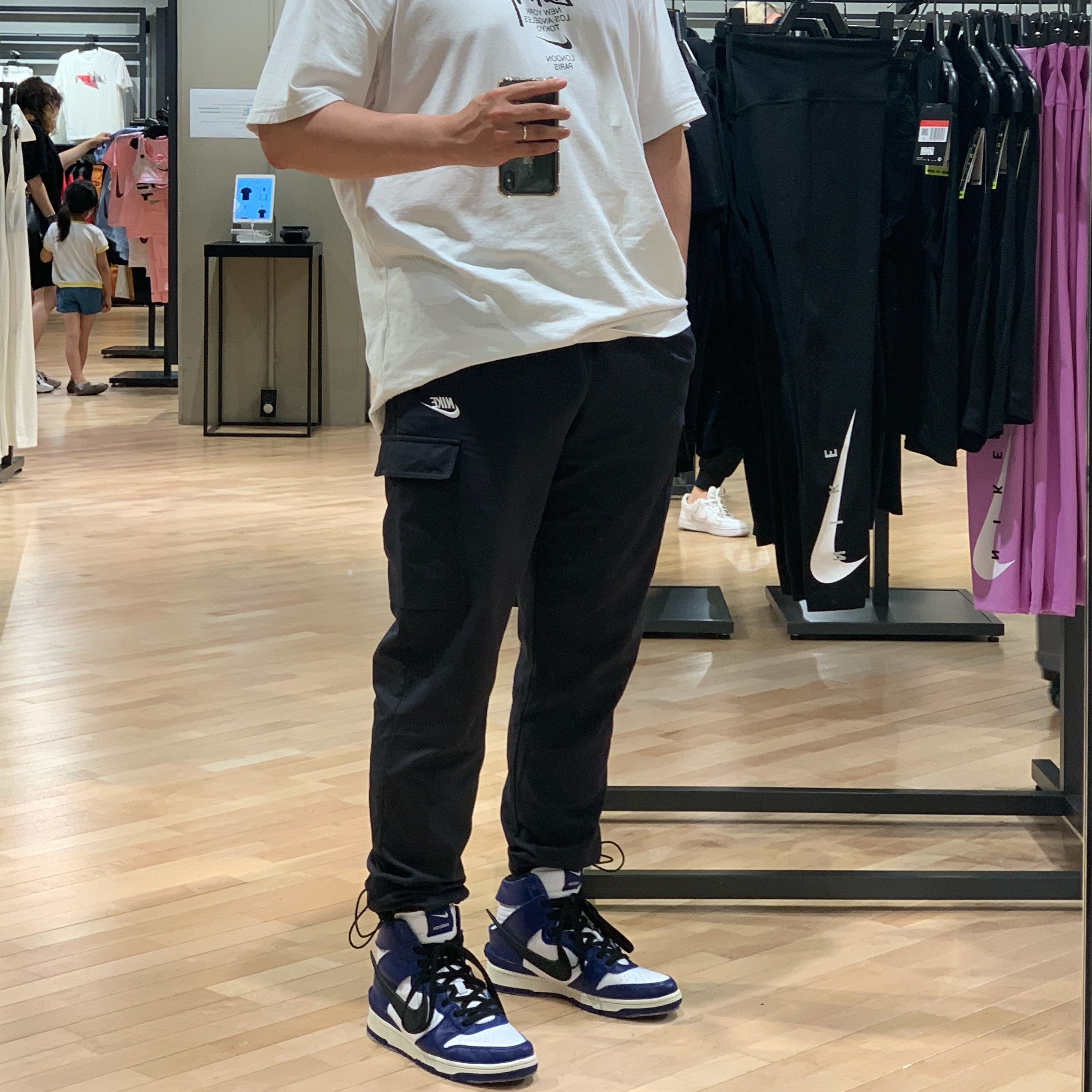 Nike x Stussy WT T-Shirt White - US/EU, Nike x Ambush Dunk High Deep Royal Blue 착용 스타일