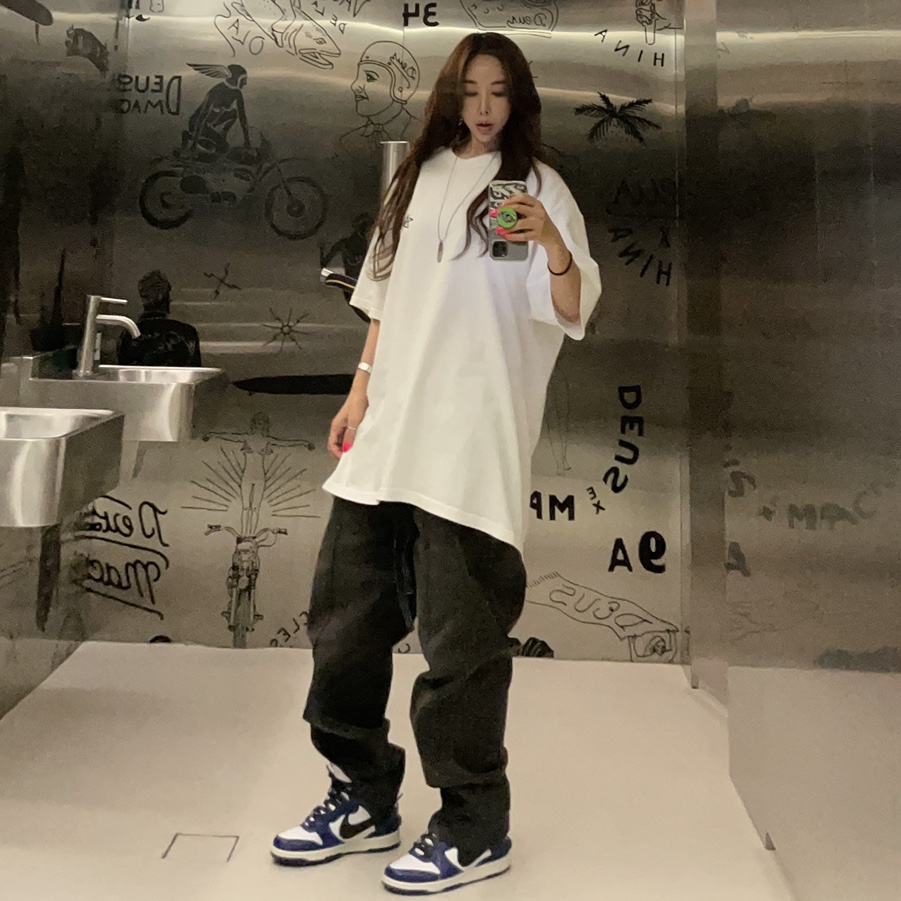 Nike x Ambush Dunk High Deep Royal Blue, Stussy Reflection T-Shirt White 착용 스타일 - 5
