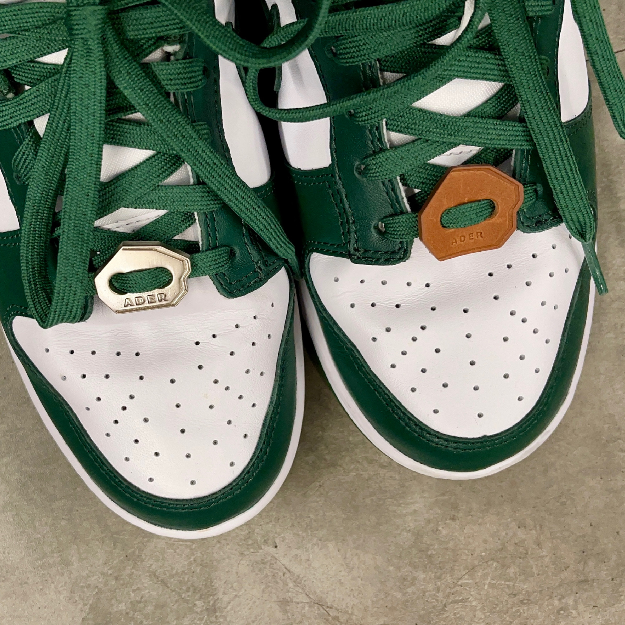 Nike Dunk Low Retro Varsity Green 착용 스타일
