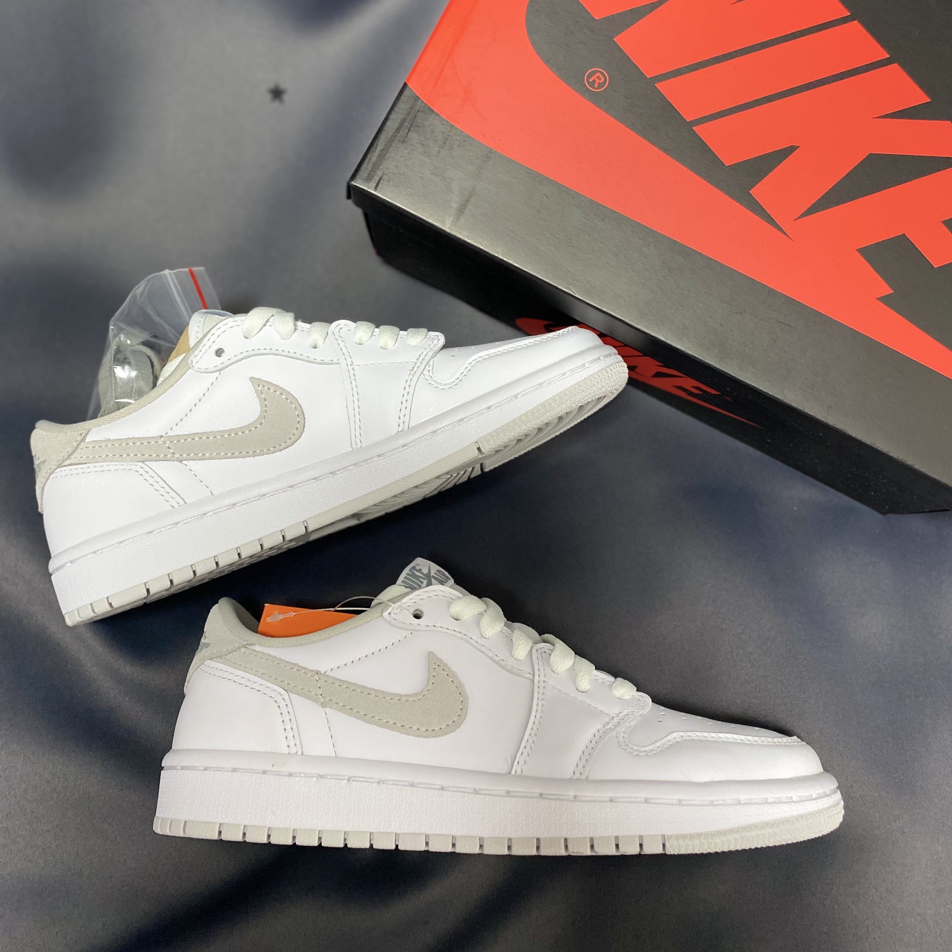 (W) Jordan 1 Low OG Neutral Grey, Jordan 1 Low OG Neutral Grey 착용 스타일 - 5