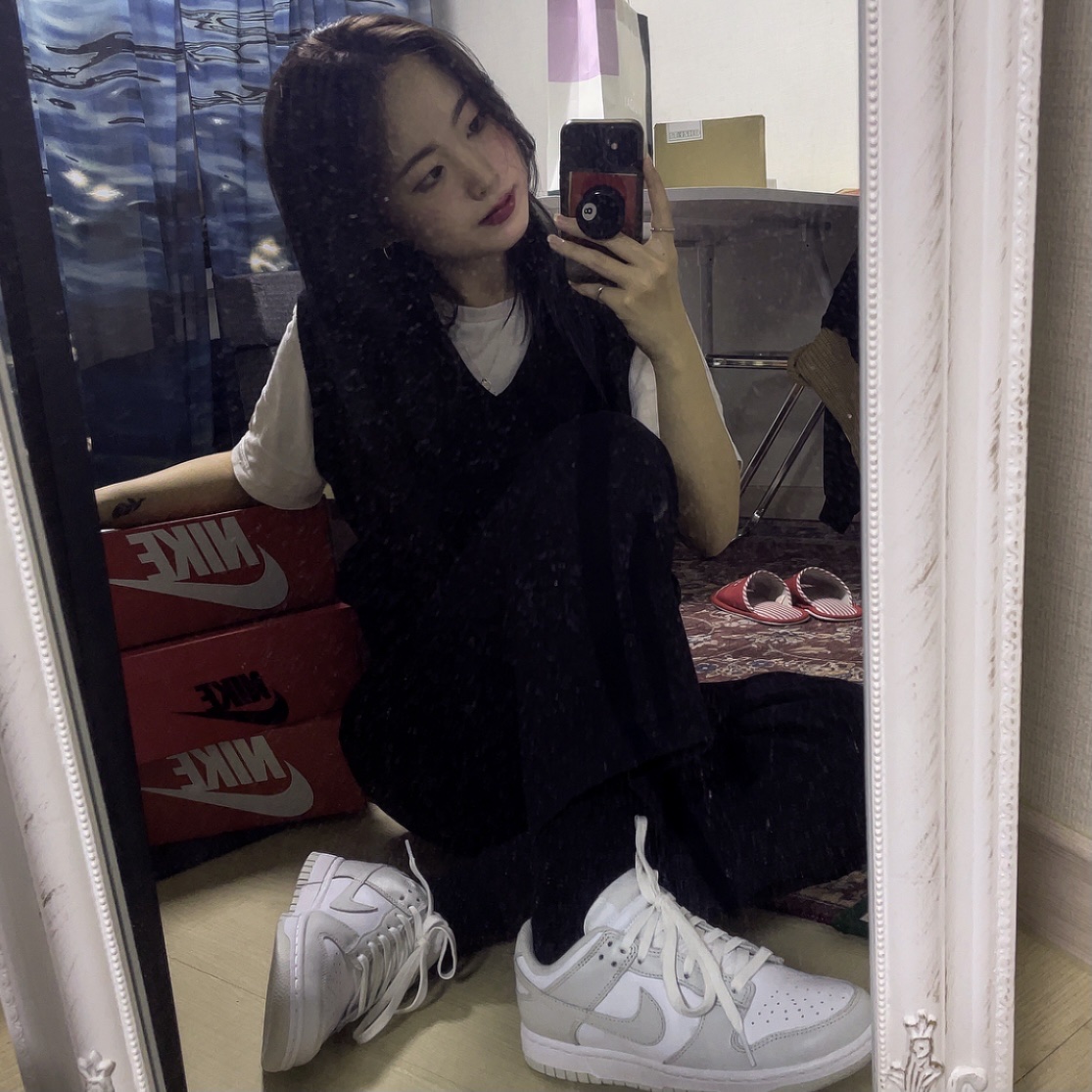 (W) Nike Dunk Low Photon Dust 착용 스타일