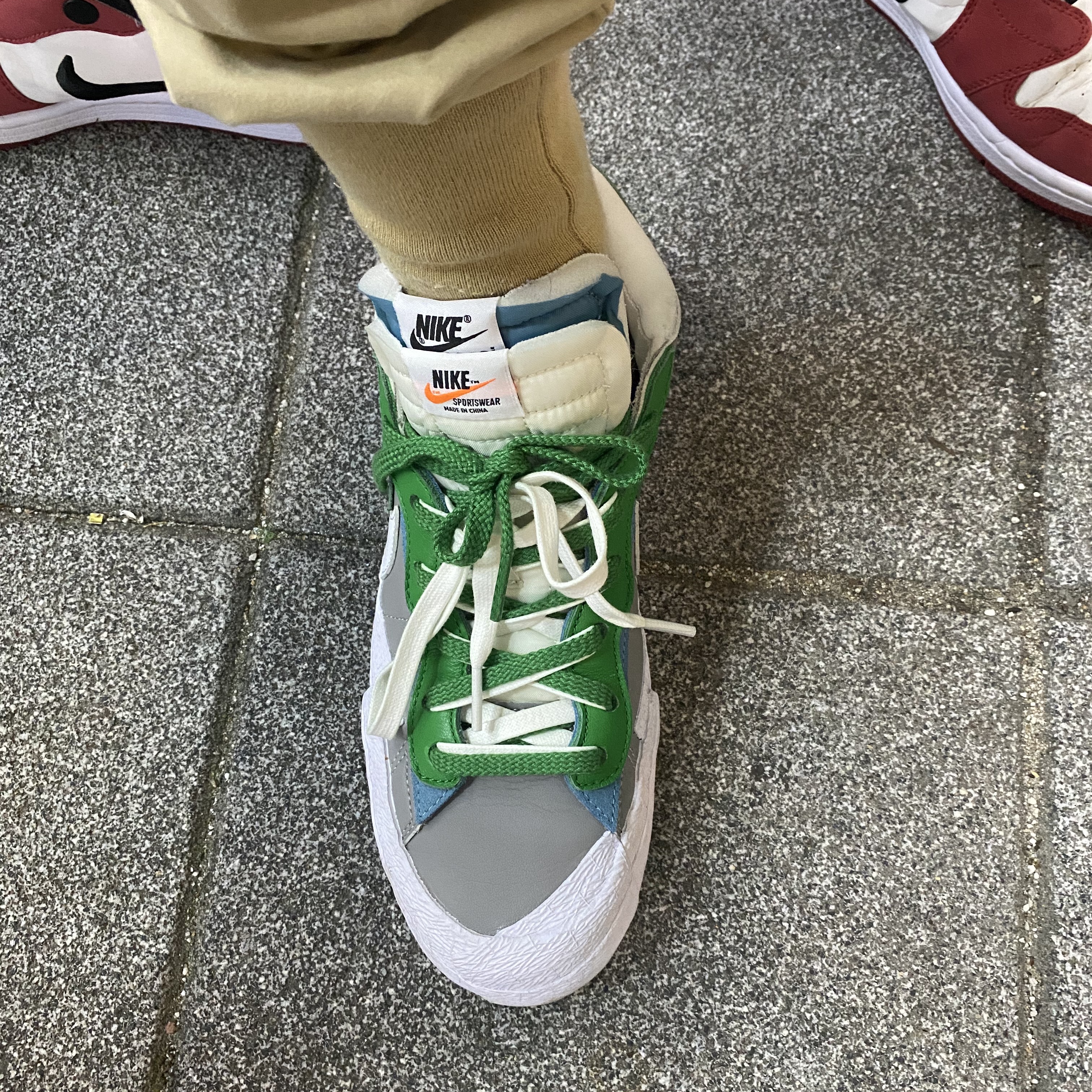Nike x Sacai Blazer Low Classic Green 착용 스타일 - 1