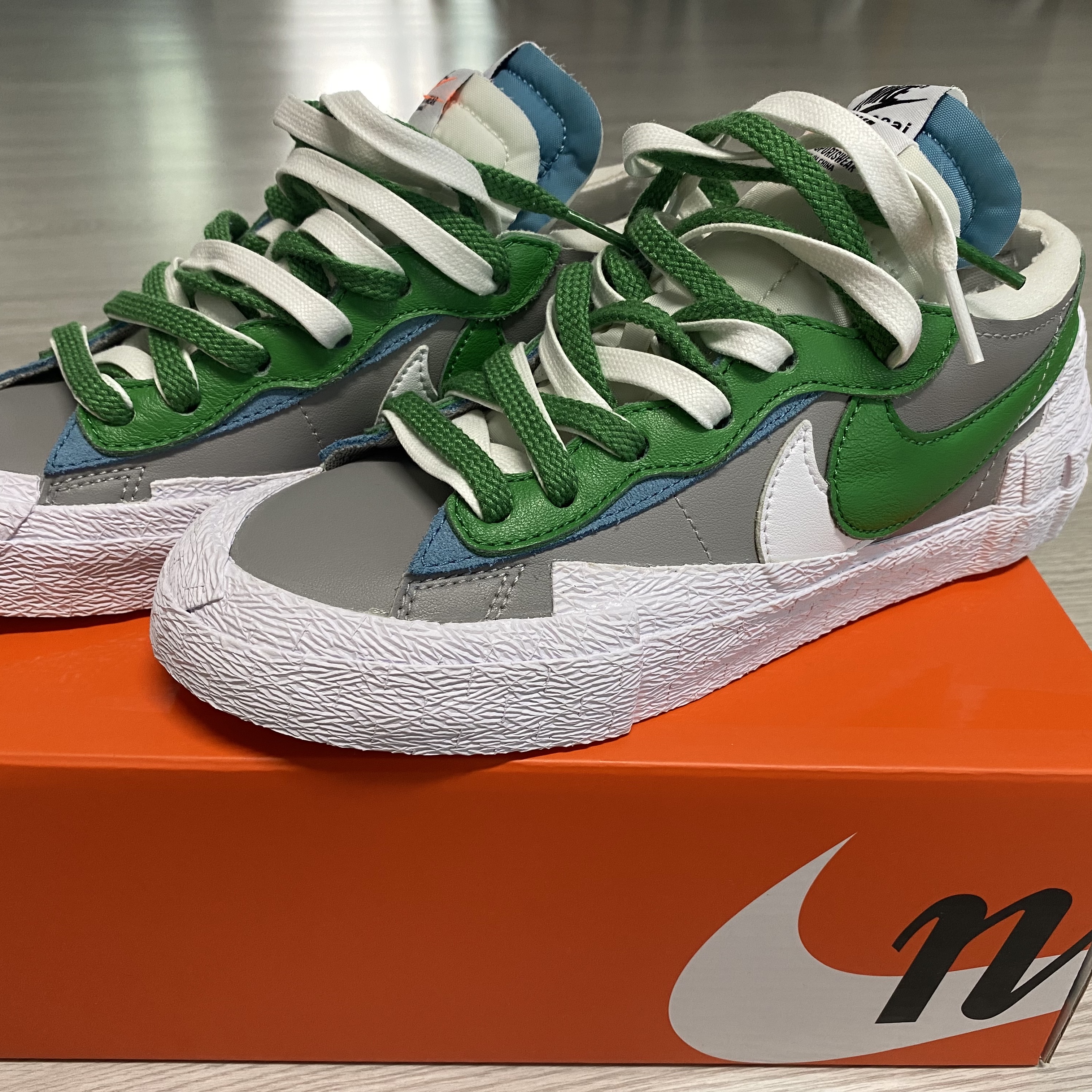 Nike x Sacai Blazer Low Classic Green 착용 스타일 - 1