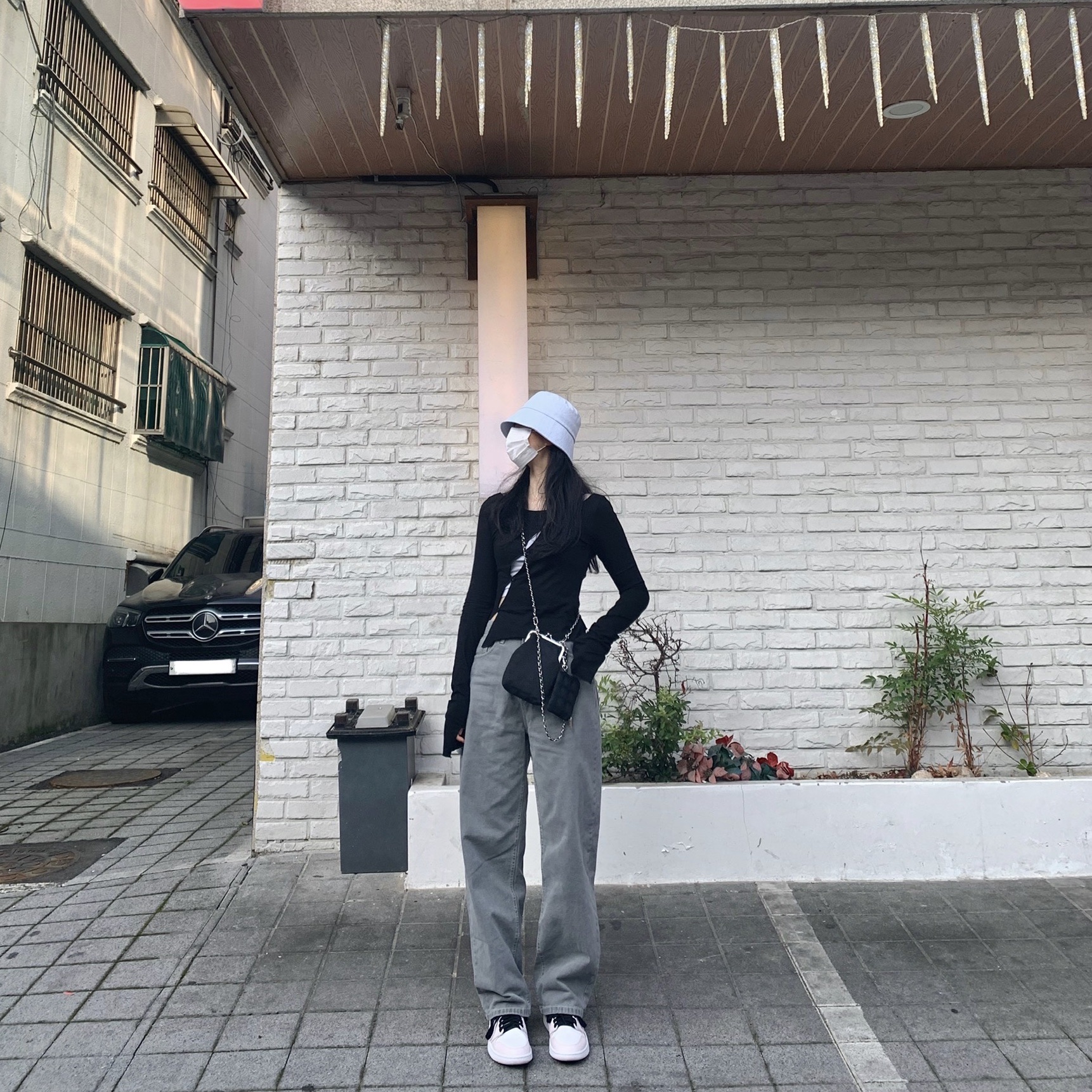 (W) Jordan 1 Mid Barely Rose 착용 스타일