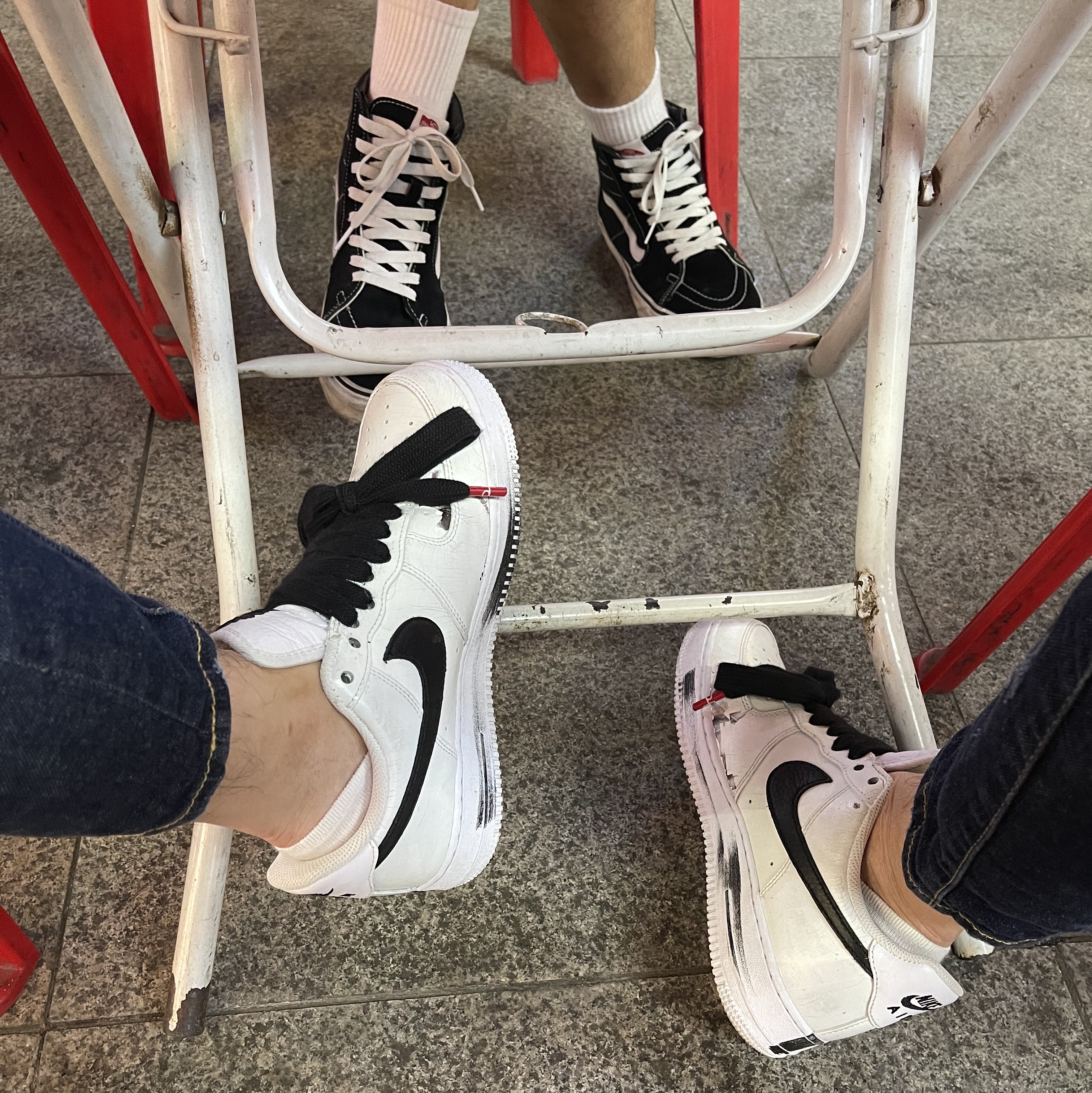 Nike x Peaceminusone Air Force 1 Low Para-Noise 2.0 착용 스타일 - 1
