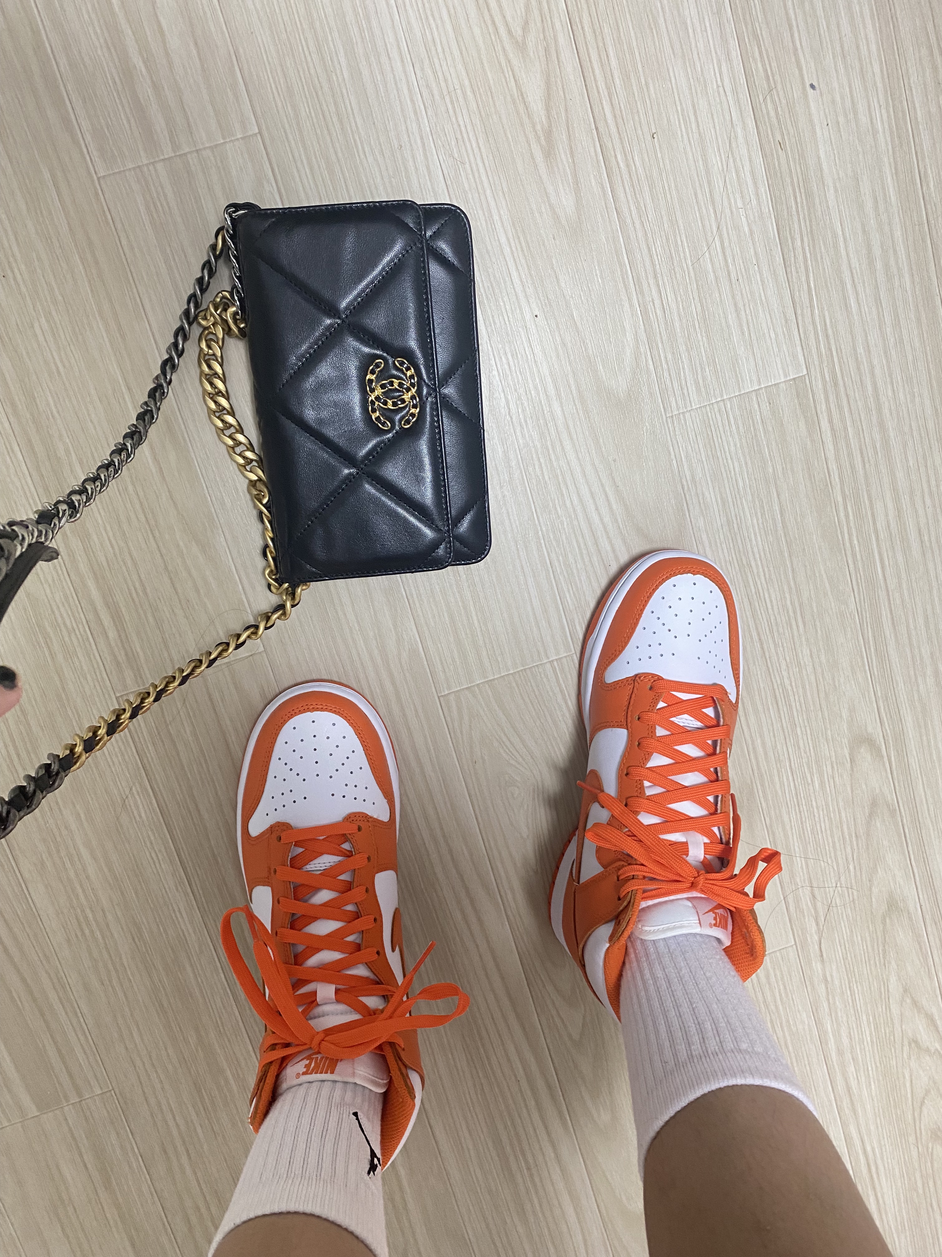 Nike Dunk High Retro Orange Blaze 착용 스타일