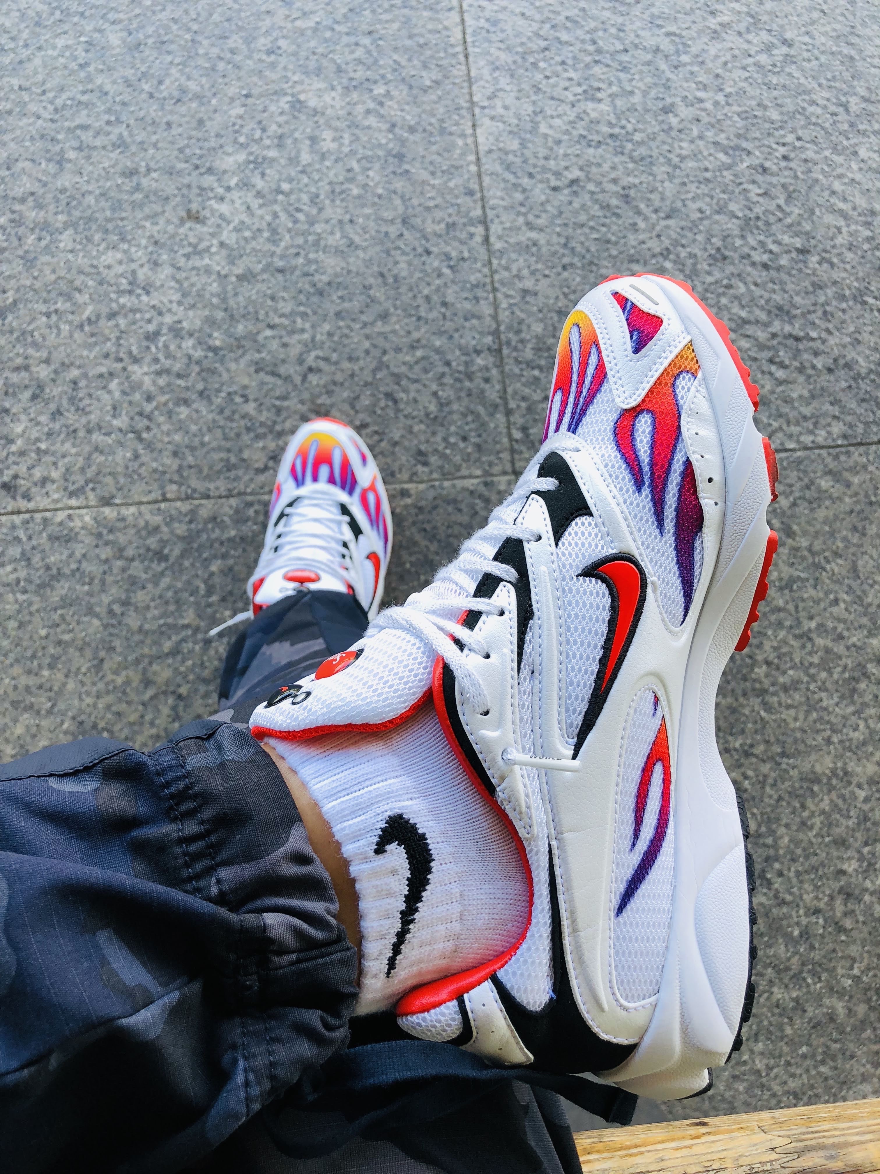 Nike x Supreme Zoom Streak Spectrum Plus White 착용 스타일