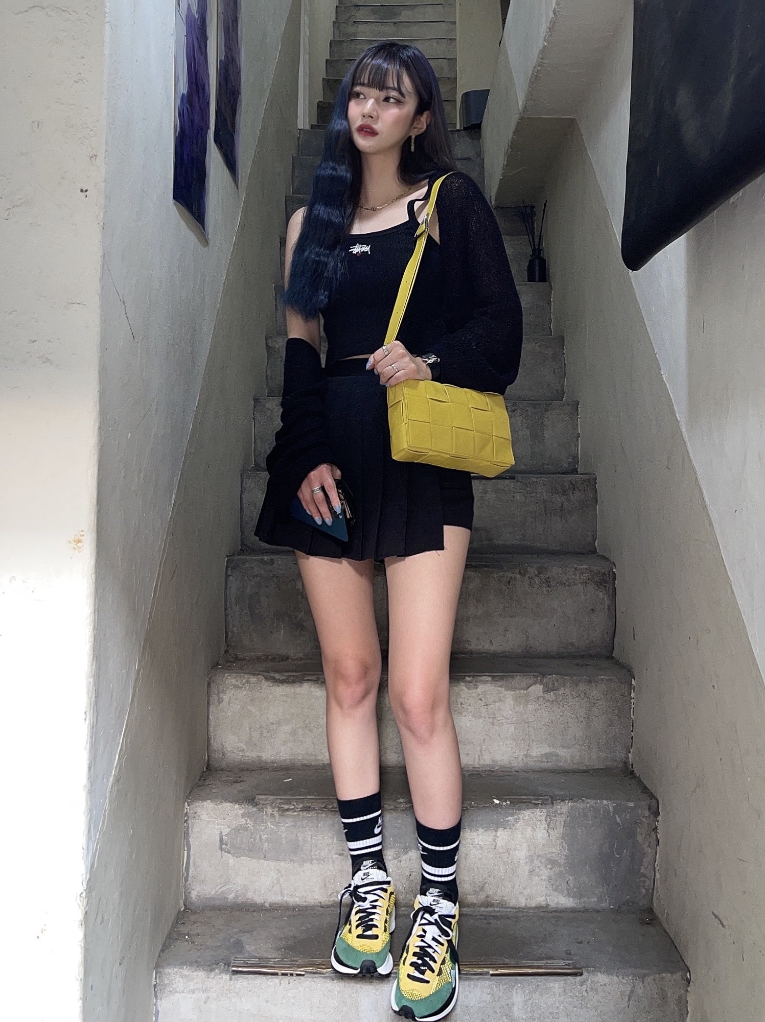 Nike x Sacai VaporWaffle Tour Yellow & Gorge Green Sail 착용 스타일